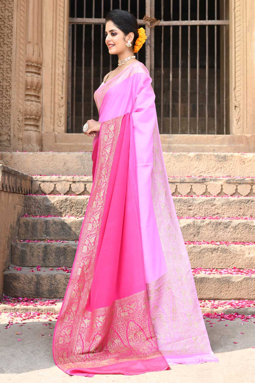 Pink Ombre Pure Crepe Georgette Banarasi Handloom Silk Saree Pink Ombre Pure Crepe Georgette Banarasi Handloom Silk Saree