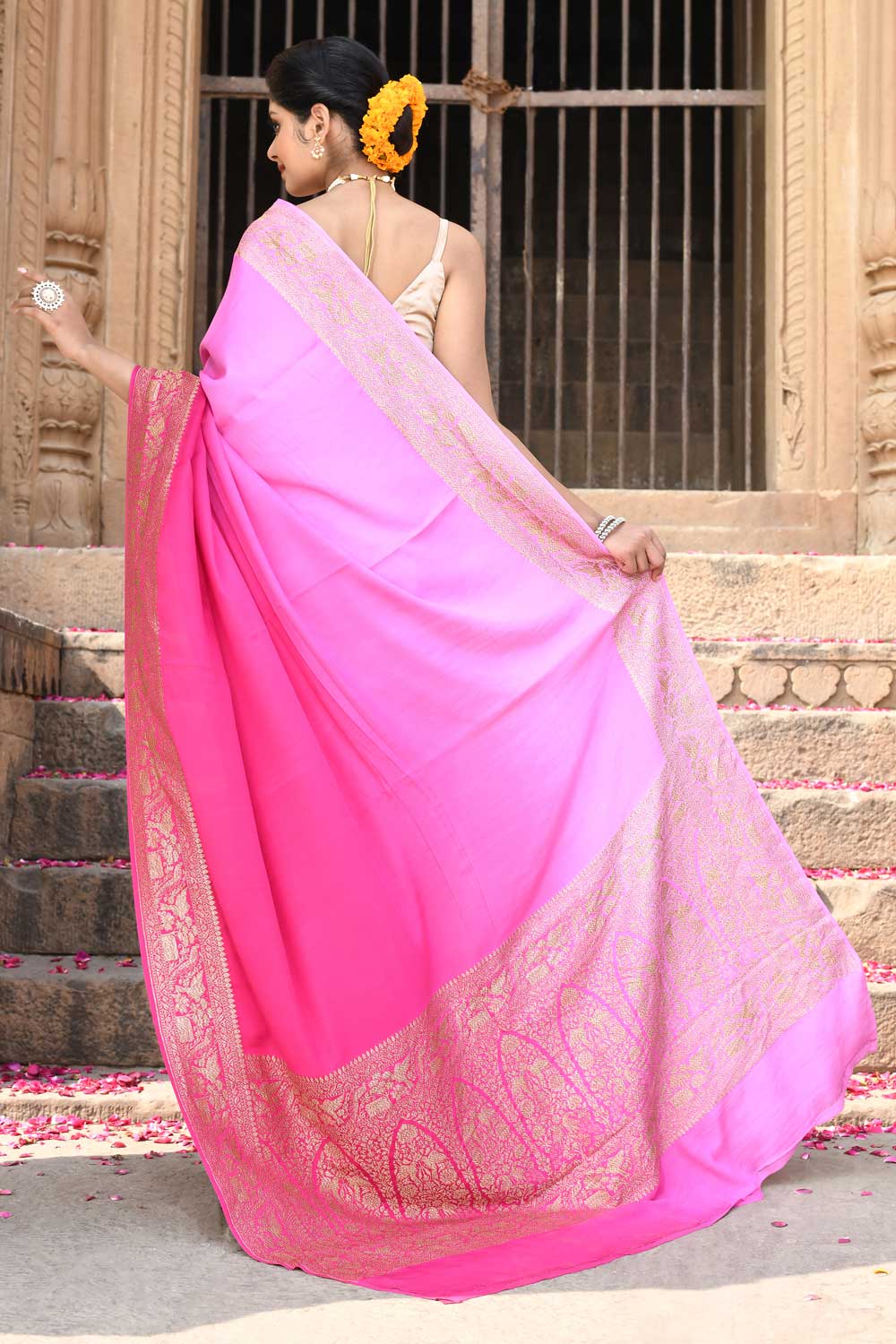Pink Ombre Pure Crepe Georgette Banarasi Handloom Silk Saree Pink Ombre Pure Crepe Georgette Banarasi Handloom Silk Saree