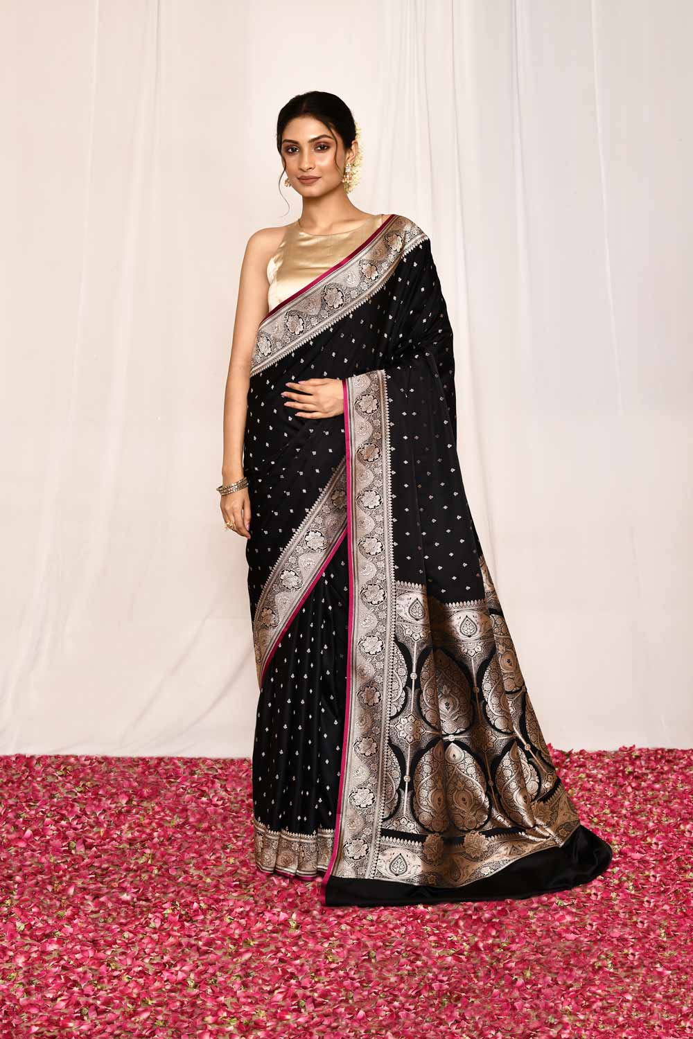 Deep Black Semi Katan Mushru Satin Banarasi Handloom Silk Saree Deep Black Semi Katan Mushru Satin Banarasi Handloom Silk Saree