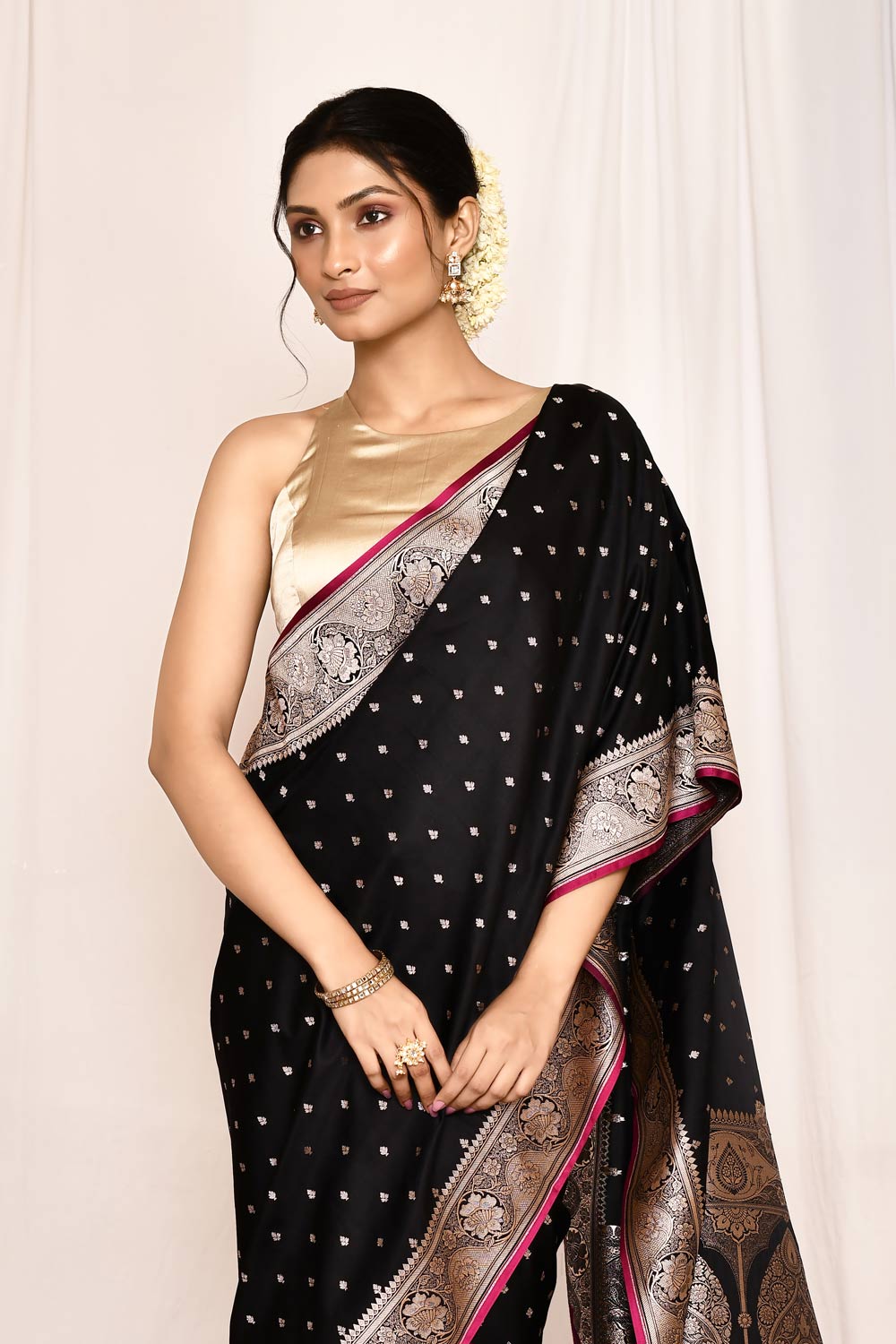 Deep Black Semi Katan Mushru Satin Banarasi Handloom Silk Saree Deep Black Semi Katan Mushru Satin Banarasi Handloom Silk Saree