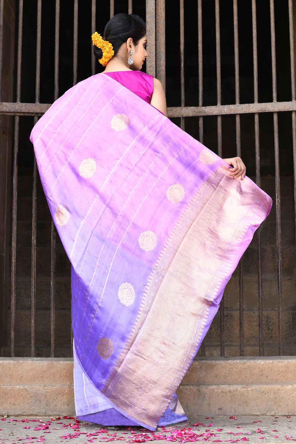 Lilac - Lavender Ombre Pure Katan Banarasi Handloom Saree Lilac - Lavender Ombre Pure Katan Banarasi Handloom Saree