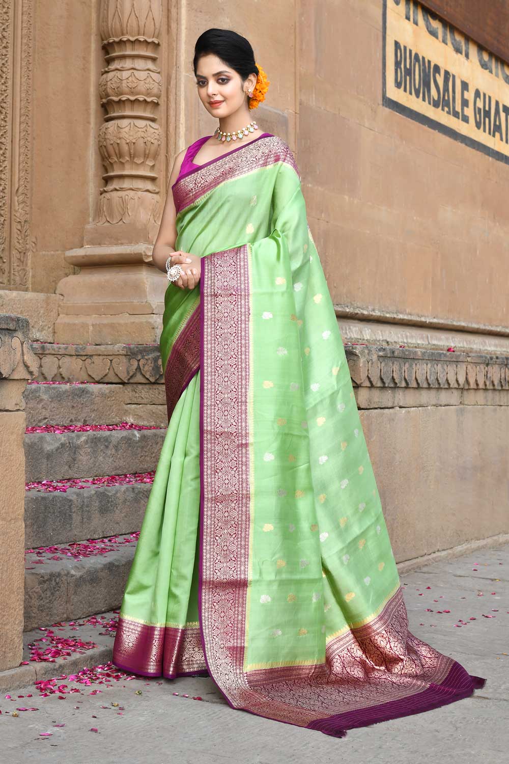 Green- Purple Pure Katan Silk Banarasi Handloom Saree Green- Purple Pure Katan Silk Banarasi Handloom Saree