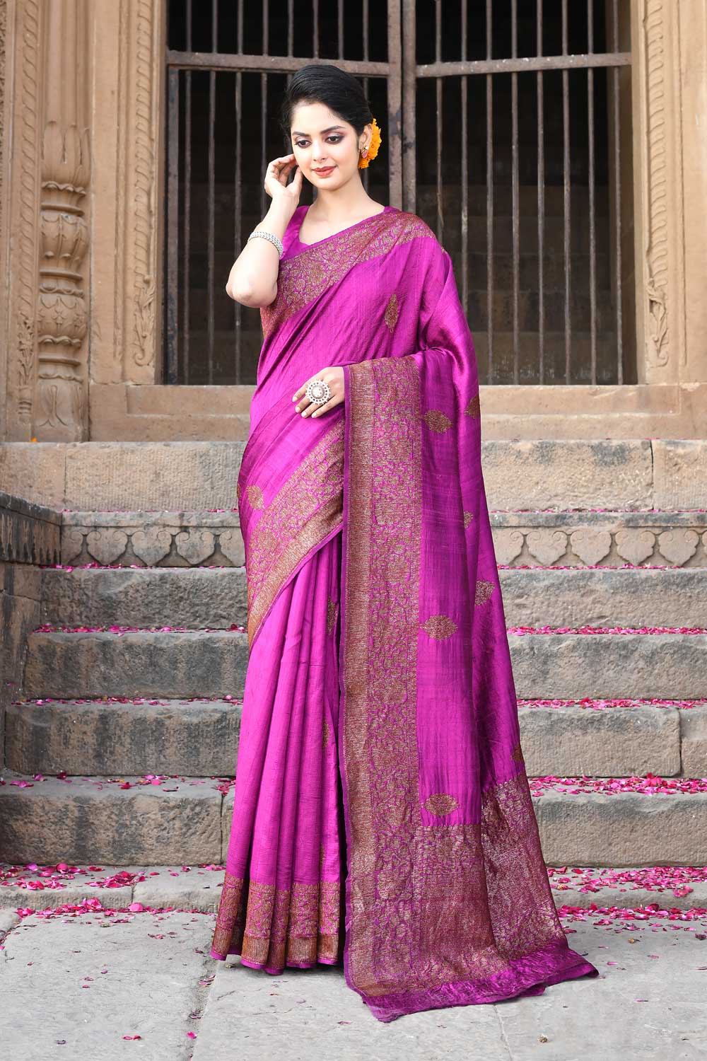 Magenta Purple Pure Tussar Georgette Silk Kadhua Banarasi Handloom Saree Magenta Purple Pure Tussar Georgette Silk Kadhua Banarasi Handloom Saree