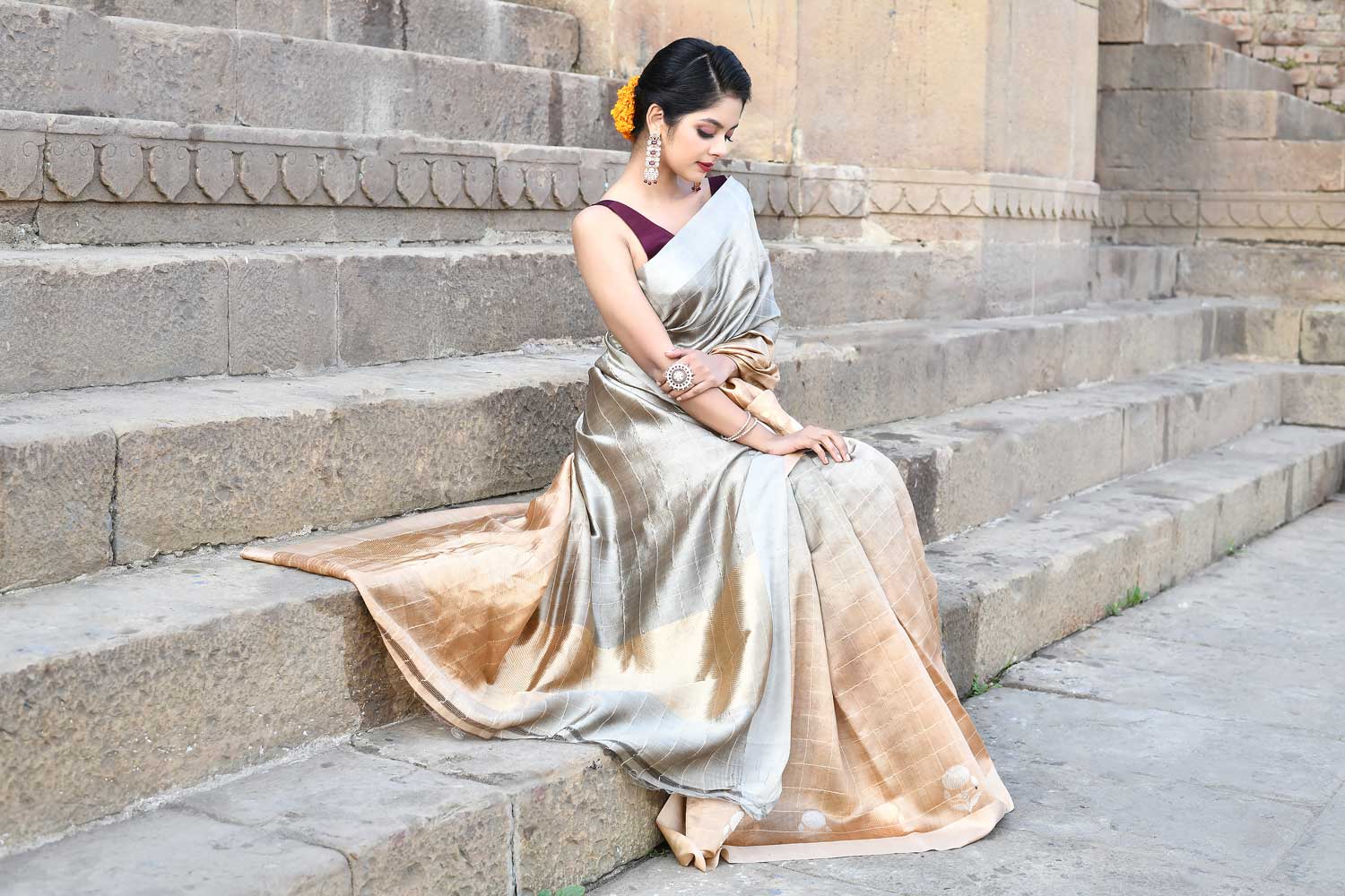 Ecru Grey - Beige Tussar Ombre Pure Katan Silk Banarasi Handloom Saree Ecru Grey - Beige Tussar Ombre Pure Katan Silk Banarasi Handloom Saree