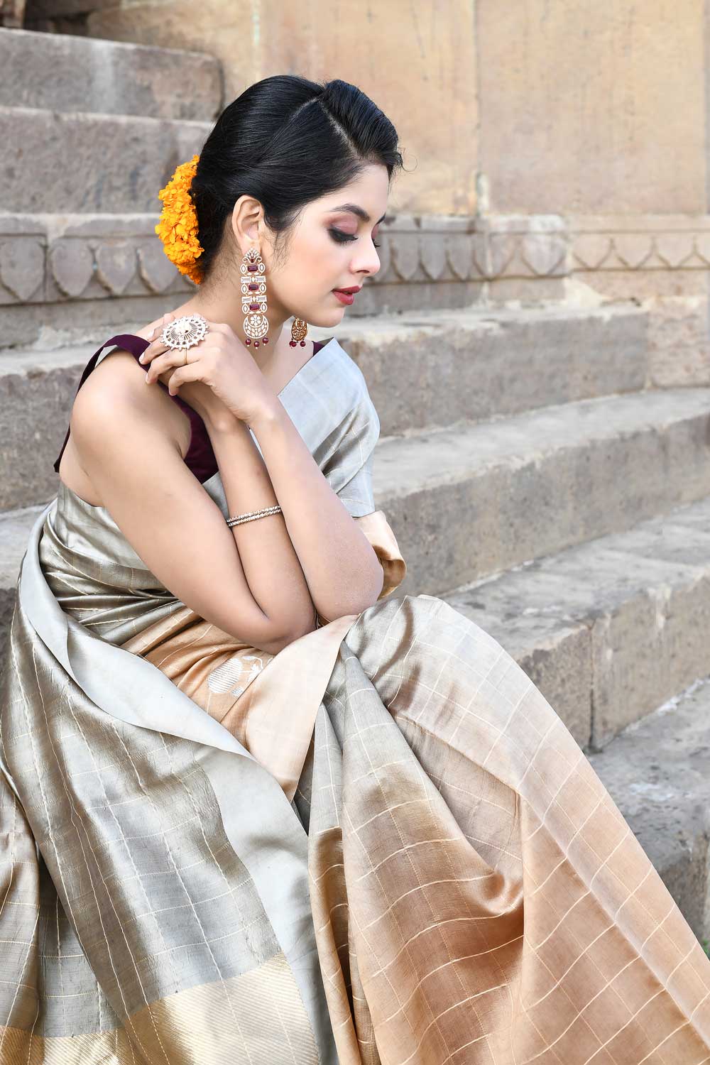 Ecru Grey - Beige Tussar Ombre Pure Katan Silk Banarasi Handloom Saree Ecru Grey - Beige Tussar Ombre Pure Katan Silk Banarasi Handloom Saree