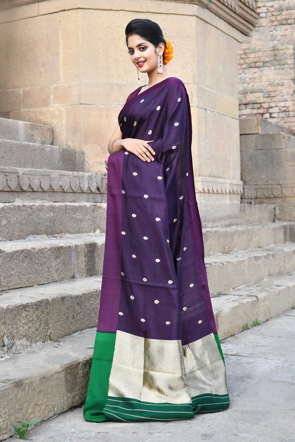 Chand Boota' Wine Pure Katan Silk Banarasi Handloom Saree Chand Boota' Wine Pure Katan Silk Banarasi Handloom Saree