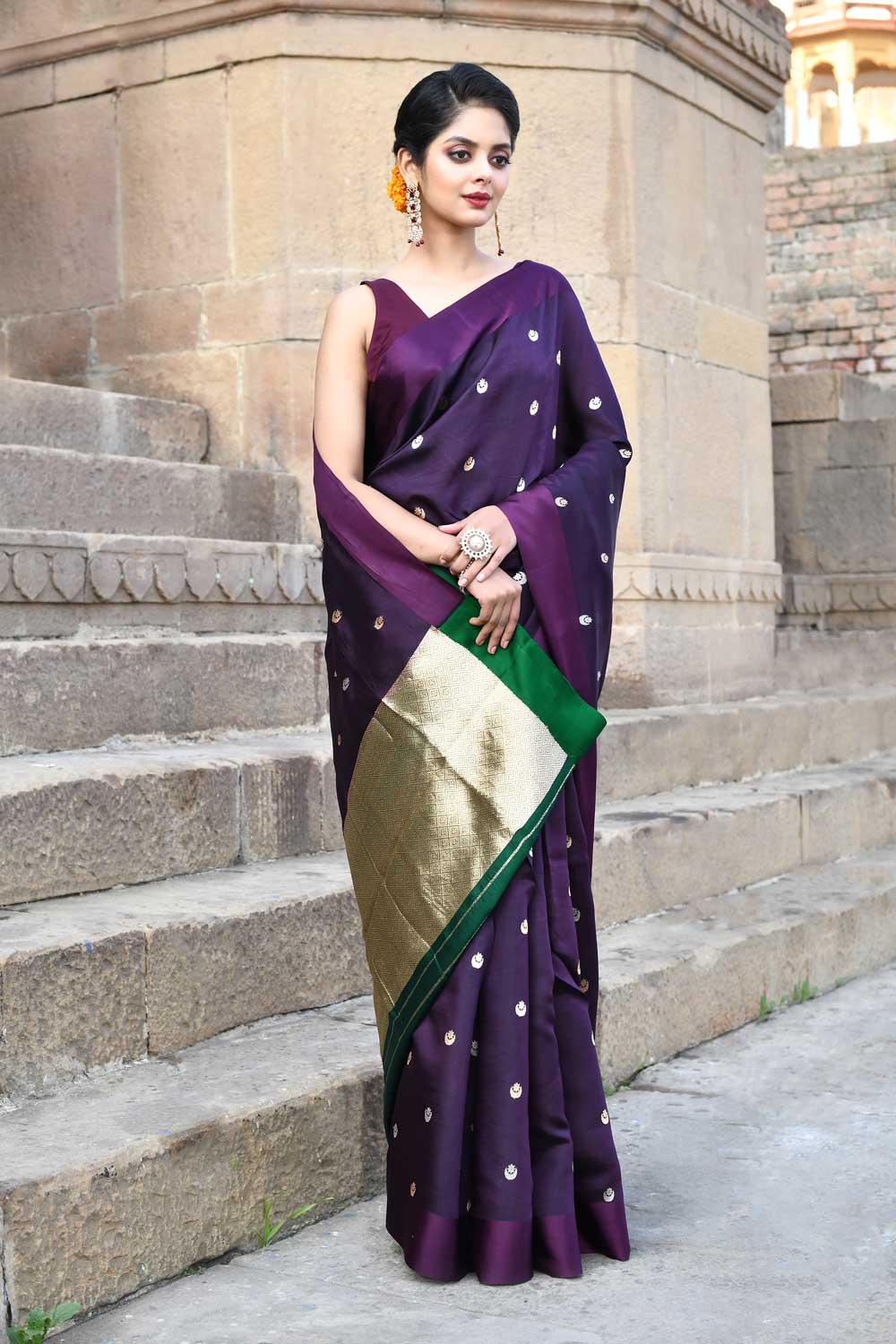 Chand Boota' Wine Pure Katan Silk Banarasi Handloom Saree Chand Boota' Wine Pure Katan Silk Banarasi Handloom Saree