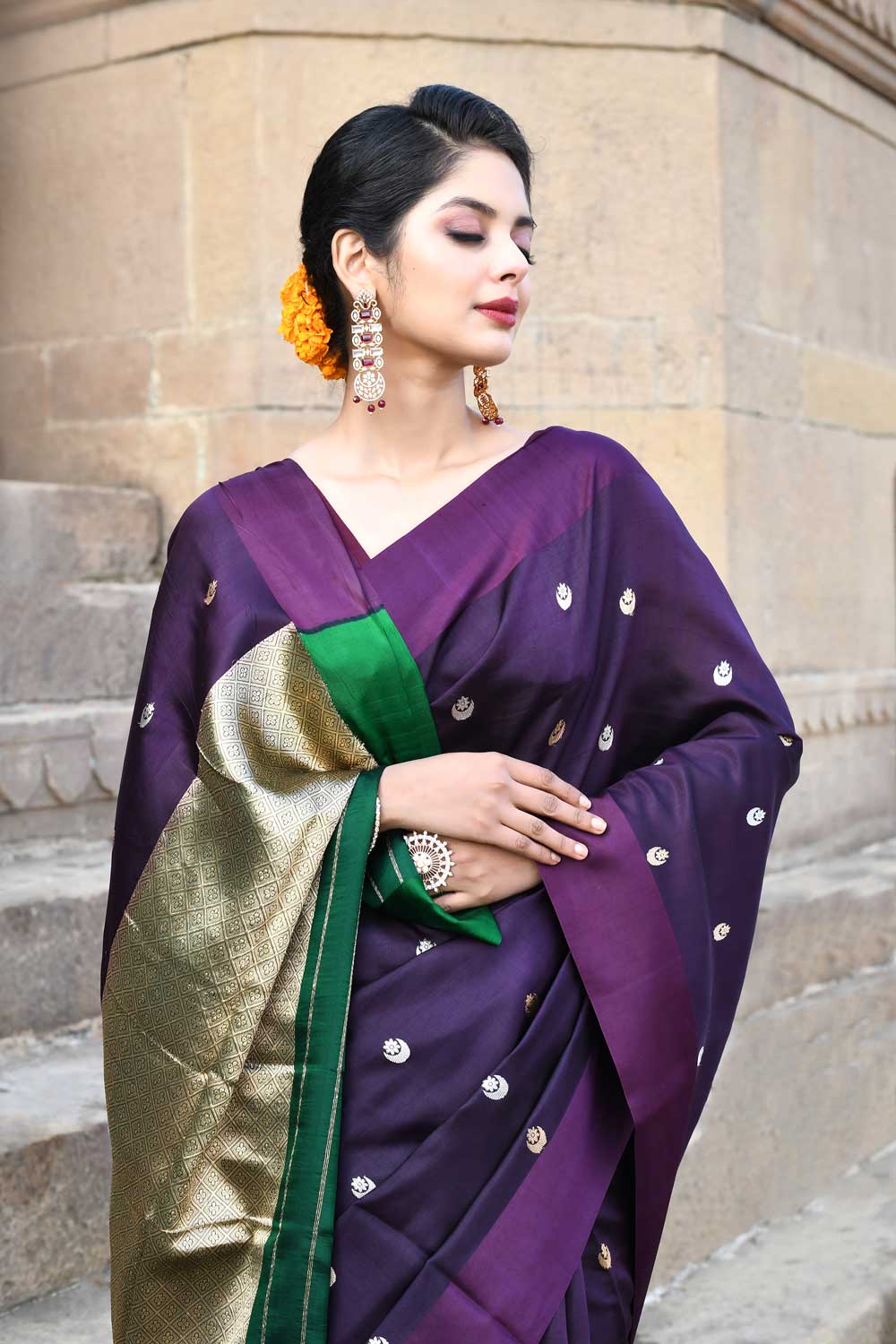 Chand Boota' Wine Pure Katan Silk Banarasi Handloom Saree Chand Boota' Wine Pure Katan Silk Banarasi Handloom Saree