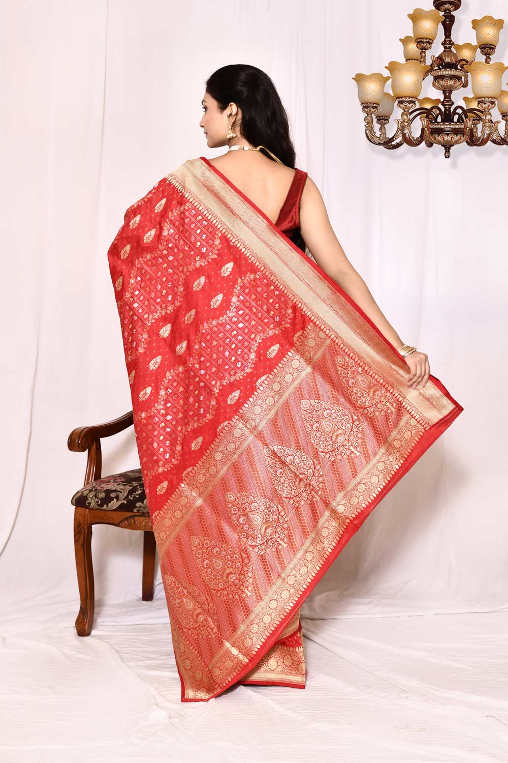 True Red Pure Katan Silk Banarasi Handloom Silk Saree True Red Pure Katan Silk Banarasi Handloom Silk Saree