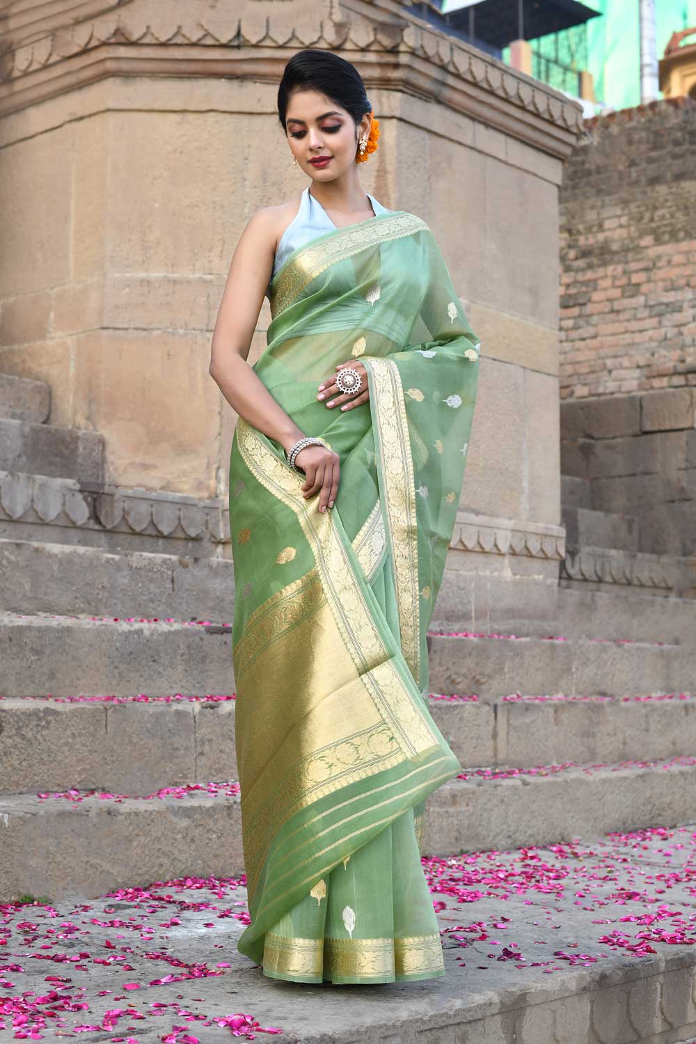 Pista Green Pure Kora Organza Handloom Silk Saree Pista Green Pure Kora Organza Handloom Silk Saree