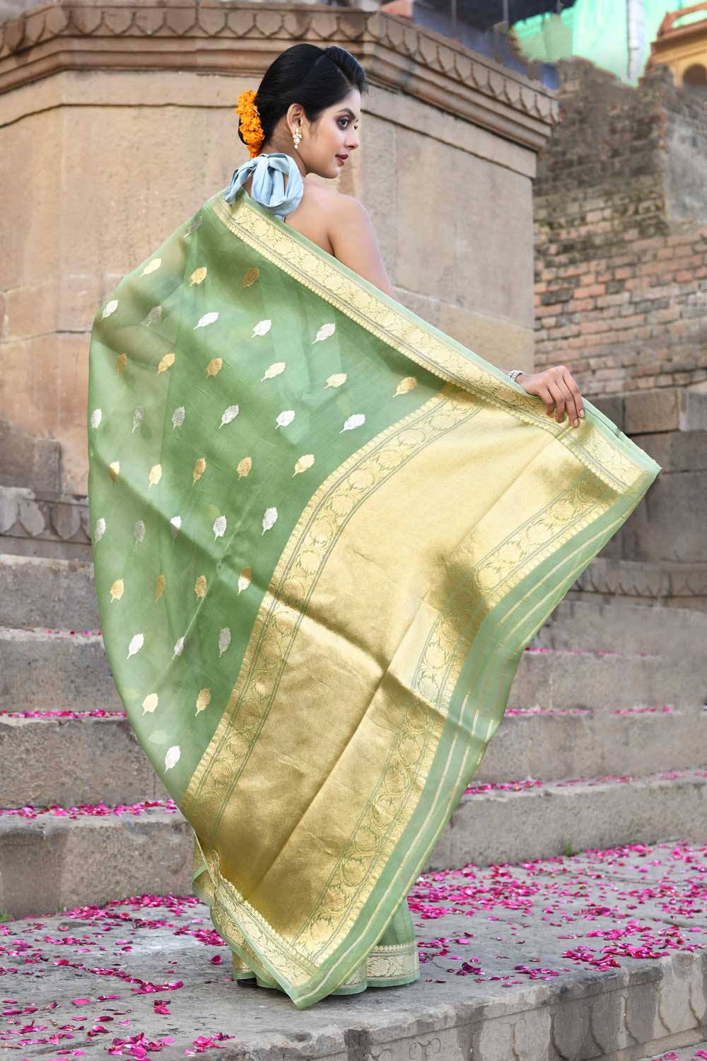 Pure Kora Organza Banarasi Handloom Silk Saree Pure Kora Organza Banarasi Handloom Silk Saree