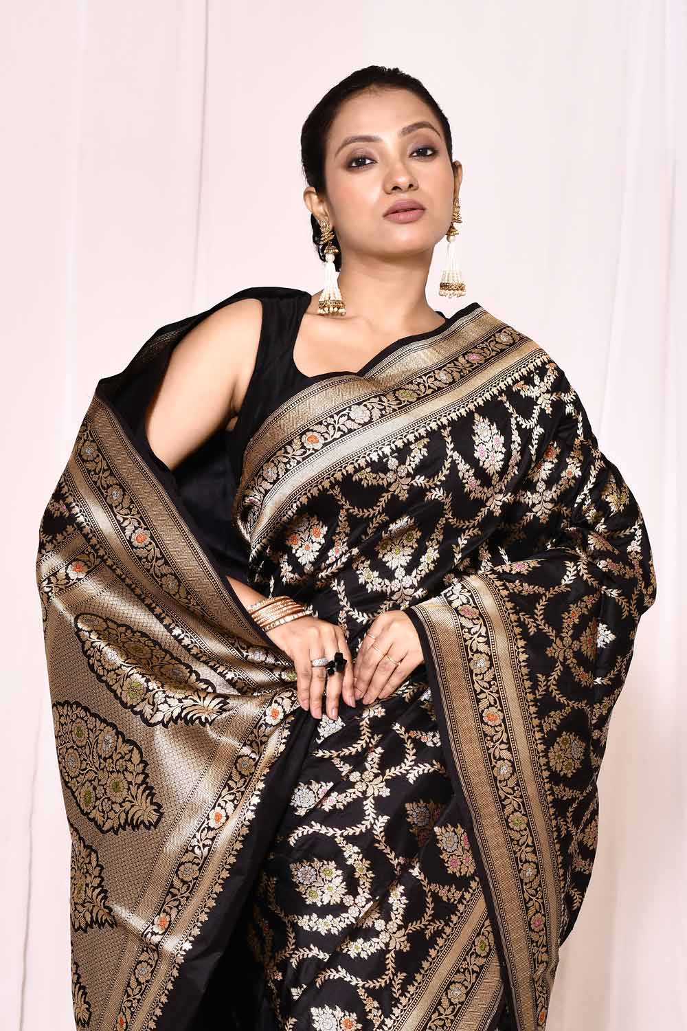 Black Pure Katan Banarasi Handloom Silk Saree Black Pure Katan Banarasi Handloom Silk Saree