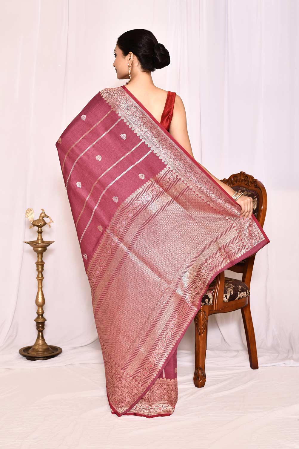 Mauve Pure Tussar Georgette Silk Banarasi Handloom Silk Saree Mauve Pure Tussar Georgette Silk Banarasi Handloom Silk Saree