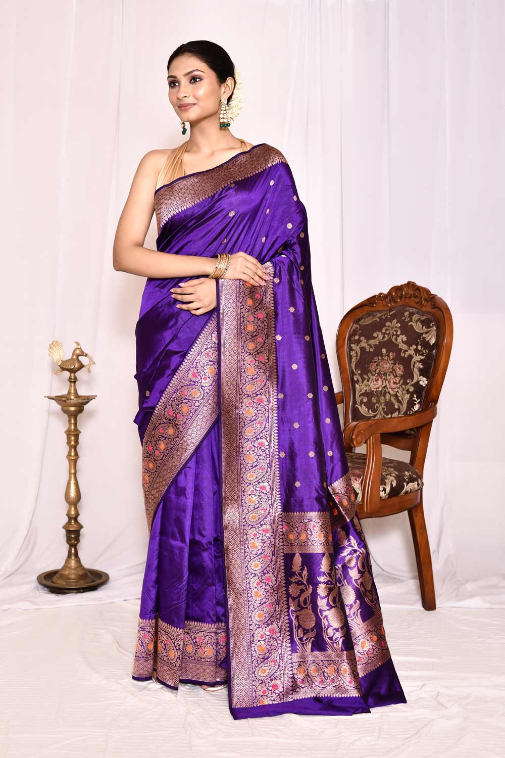 Voilet Pure Katan Silk Banarasi Handloom Silk Saree Voilet Pure Katan Silk Banarasi Handloom Silk Saree