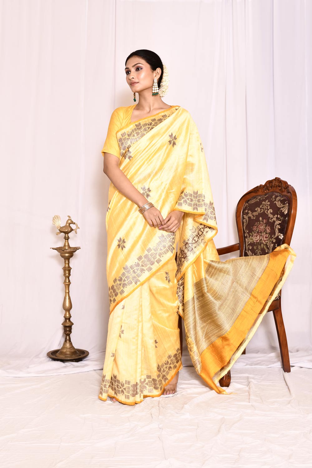 Yellow Pure Tussar Silk Banarasi Handloom Silk Saree Yellow Pure Tussar Silk Banarasi Handloom Silk Saree