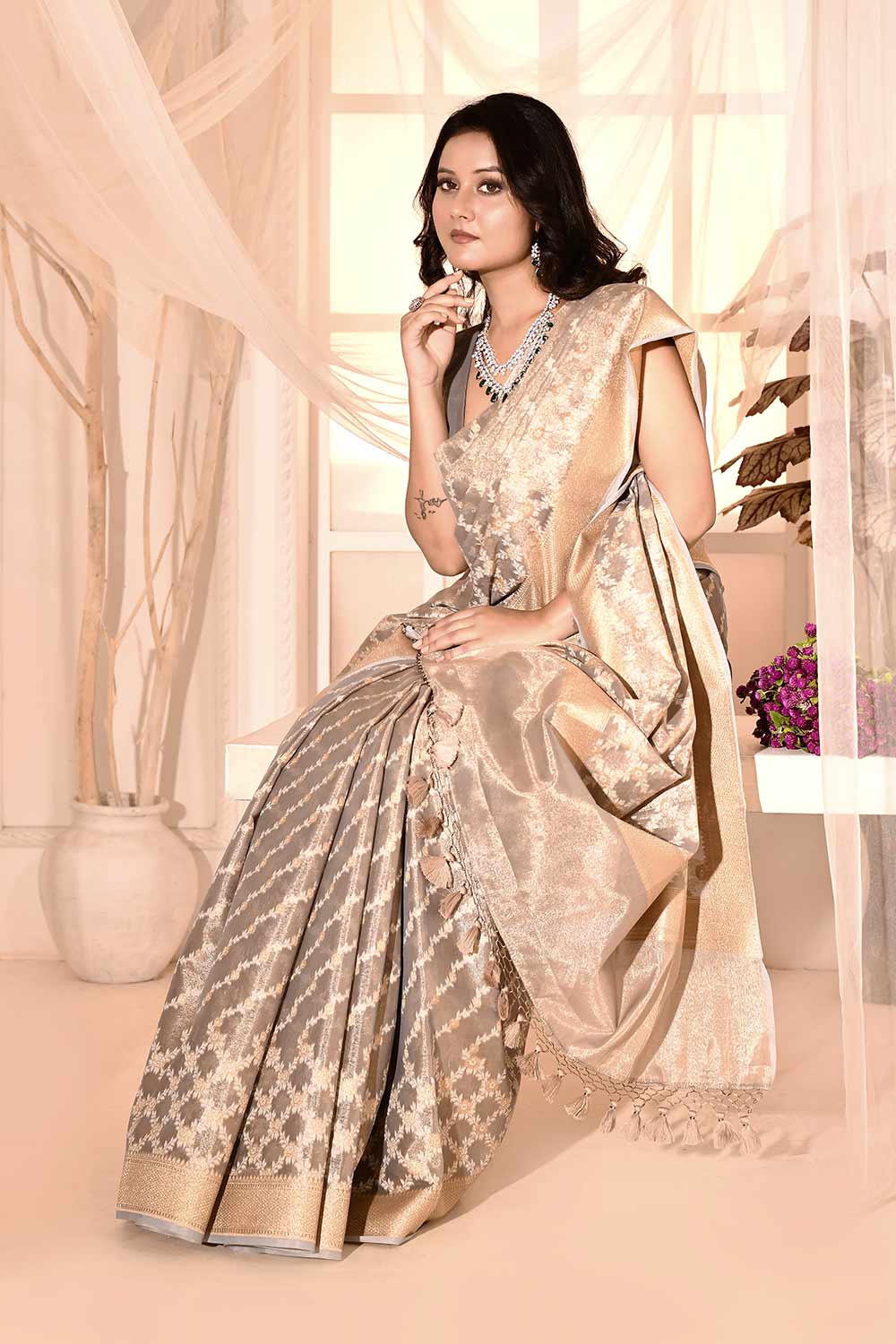 Silver Grey Banarasi Tissue Handloom Saree Silver Grey Banarasi Tissue Handloom Saree