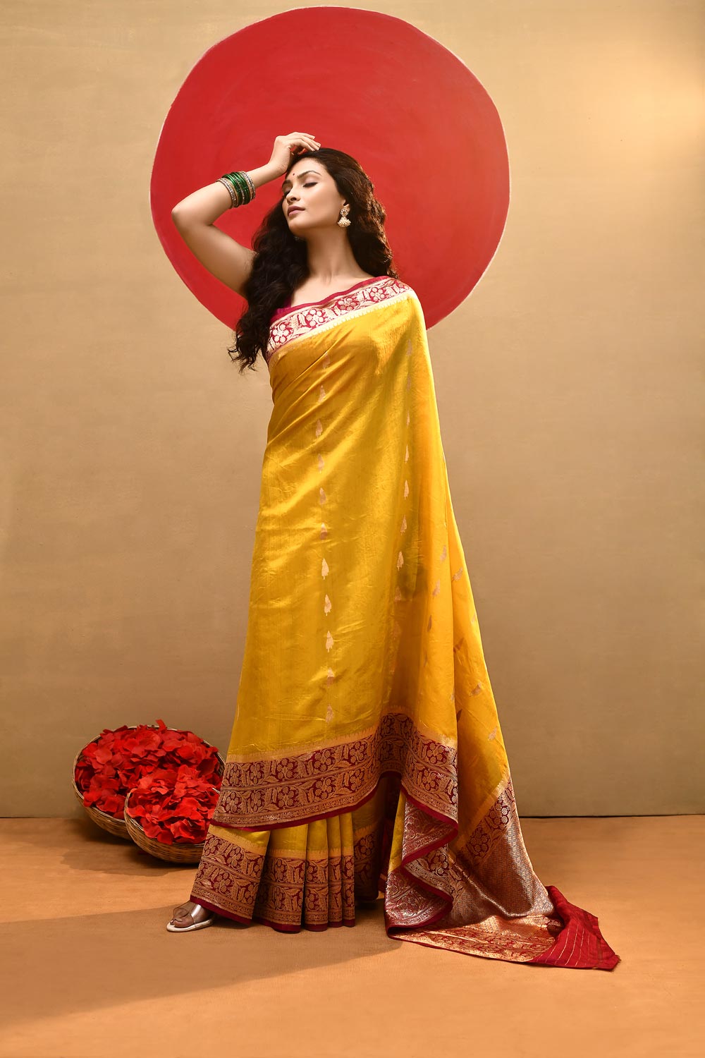 Mustard Yellow-Rani Pure Katan Silk Banarasi Handloom Saree Mustard Yellow-Rani Pure Katan Silk Banarasi Handloom Saree
