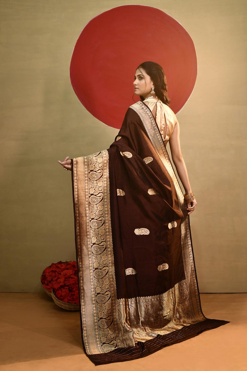 'Arya' Deep Chocolate Wine Pure Katan Silk Kadhua Banarasi Handloom Saree 'Arya' Deep Chocolate Wine Pure Katan Silk Kadhua Banarasi Handloom Saree
