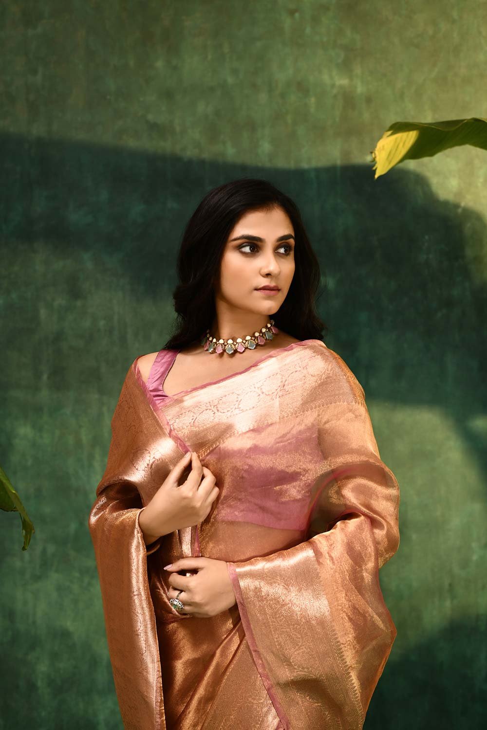 'Arunima' Champagne Rose Pure Daimond Iktara Tissue Banarasi Handloom Saree 'Arunima' Champagne Rose Pure Daimond Iktara Tissue Banarasi Handloom Saree