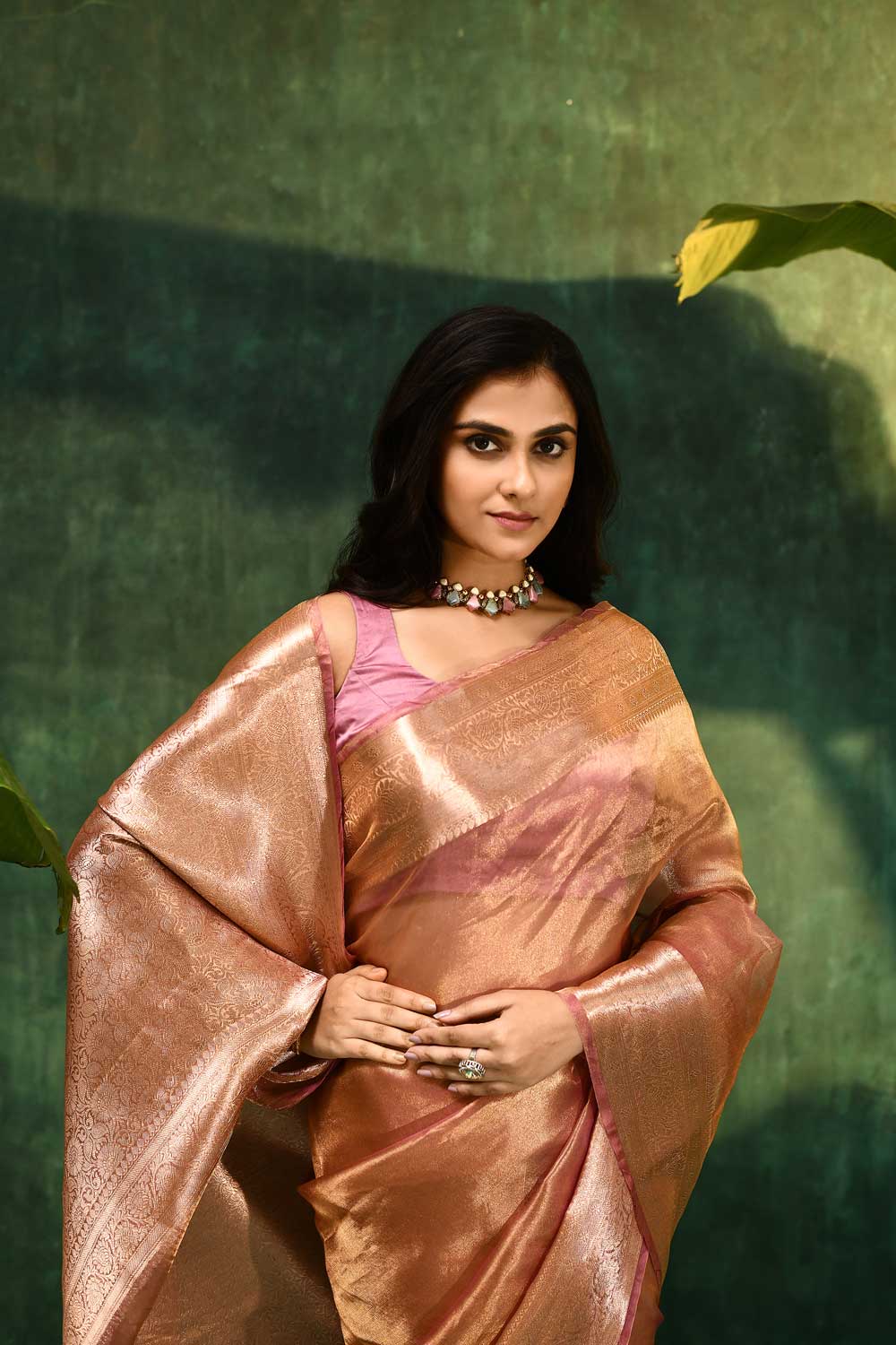 'Arunima' Champagne Rose Pure Daimond Iktara Tissue Banarasi Handloom Saree 'Arunima' Champagne Rose Pure Daimond Iktara Tissue Banarasi Handloom Saree