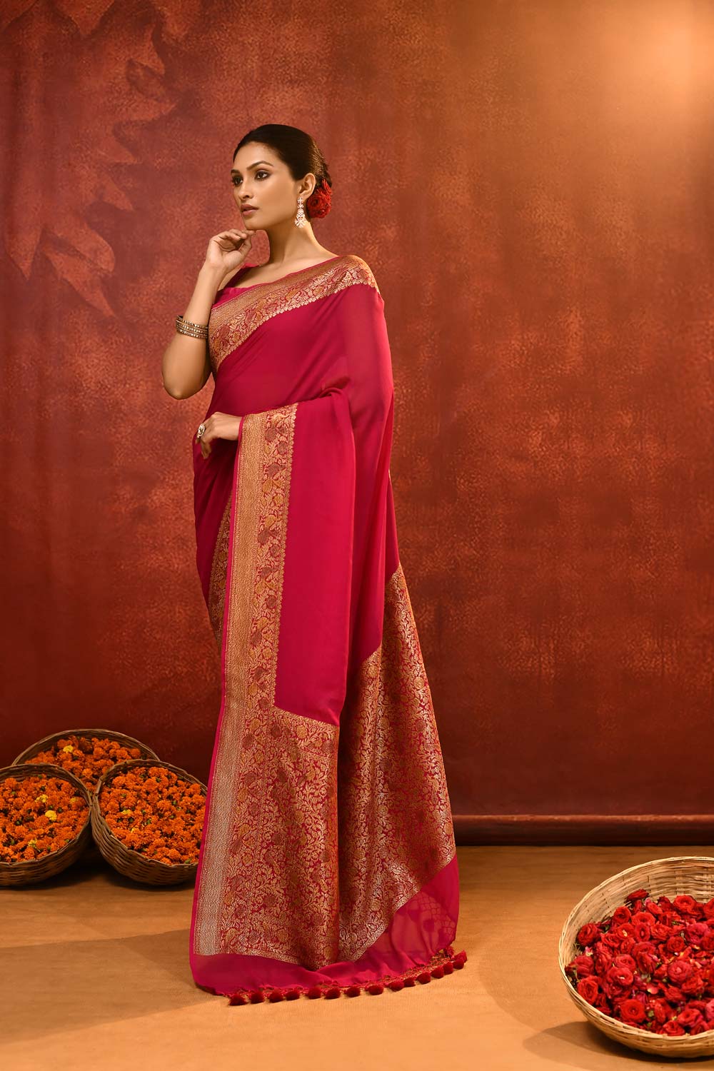 Pride of Kashi 'Shikargah Elegance’ Rani Pink Pure Khaddi Georgette Banarasi Handloom Saree Pride of Kashi 'Shikargah Elegance’ Rani Pink Pure Khaddi Georgette Banarasi Handloom Saree