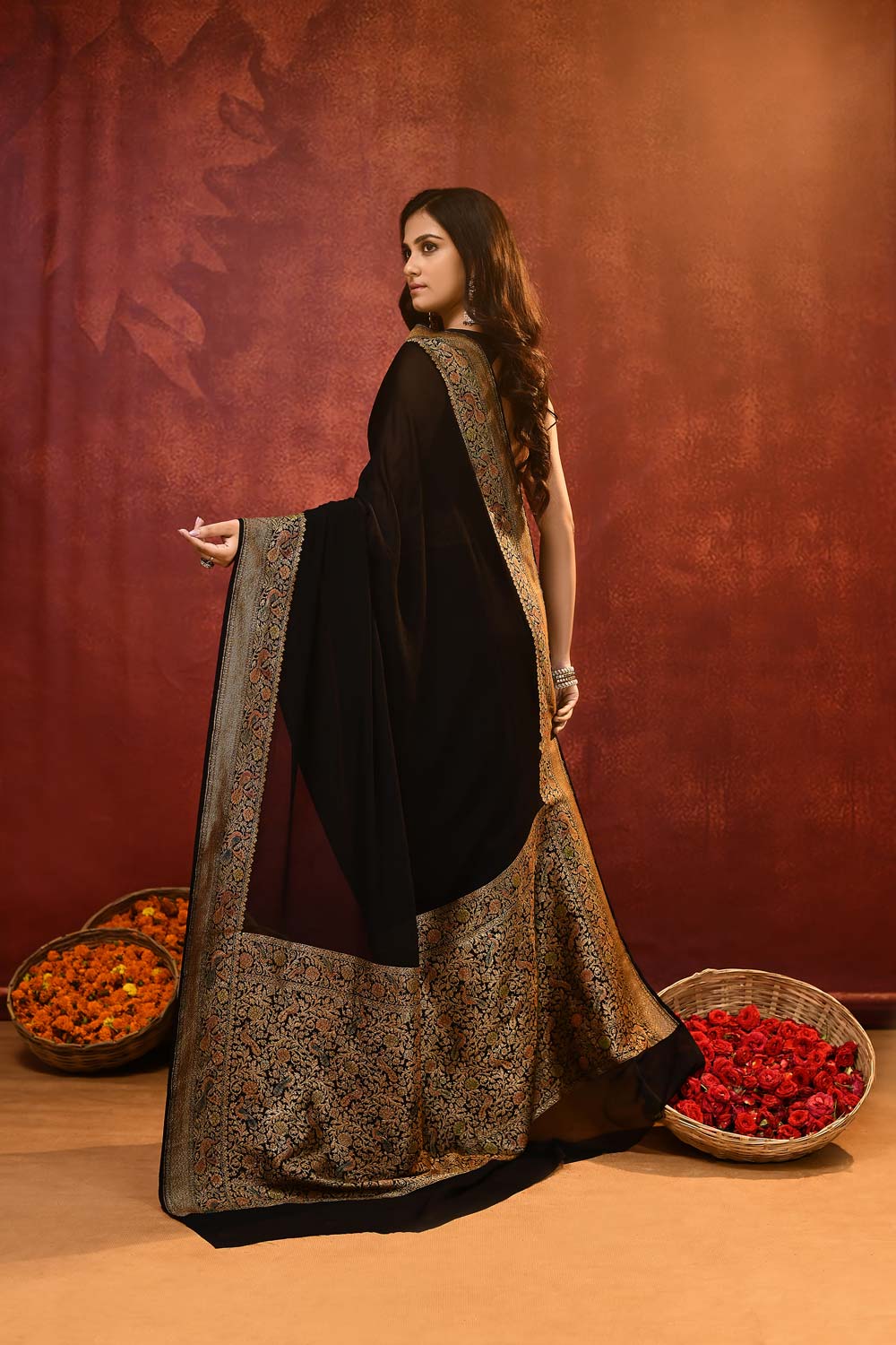 Pride of Kashi ‘Shikargah Elegance’ Black Pure Khaddi Georgette Banarasi Handloom Saree Pride of Kashi ‘Shikargah Elegance’ Black Pure Khaddi Georgette Banarasi Handloom Saree