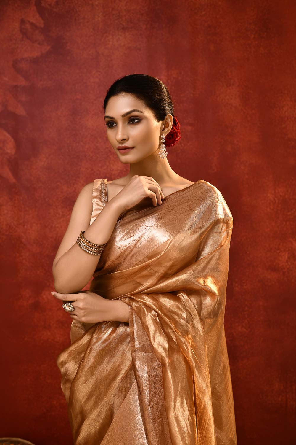 'Taringini' Copper -Gold Pure Diamond Iktara Tissue Banarasi Handloom Saree 'Taringini' Copper -Gold Pure Diamond Iktara Tissue Banarasi Handloom Saree
