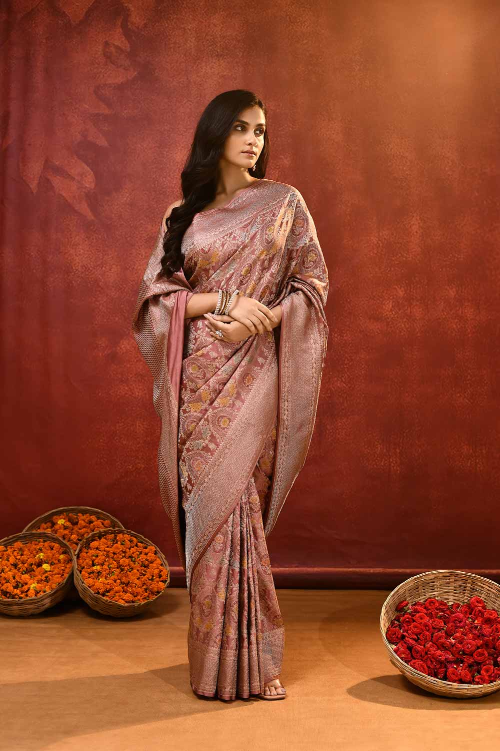 'Hunar' Old Rose Gold Mushru Satin of Banarasi Handloom Saree 'Hunar' Old Rose Gold Mushru Satin of Banarasi Handloom Saree