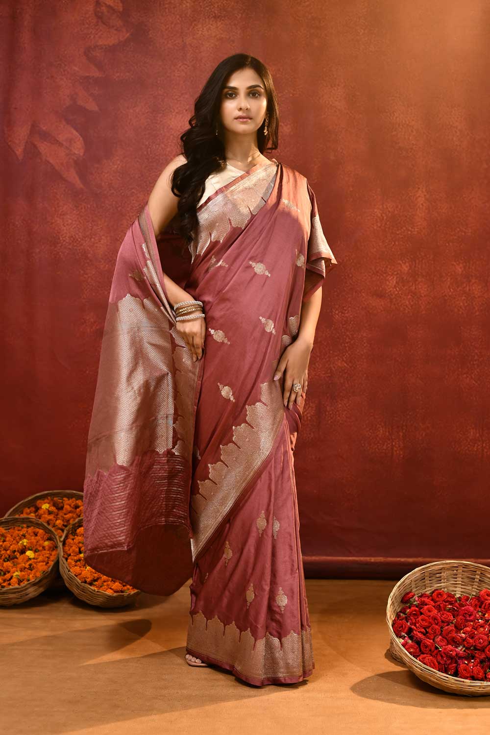 'Gul' Earthy Rose Mushru Satin Banarasi Handloom Saree 'Gul' Earthy Rose Mushru Satin Banarasi Handloom Saree