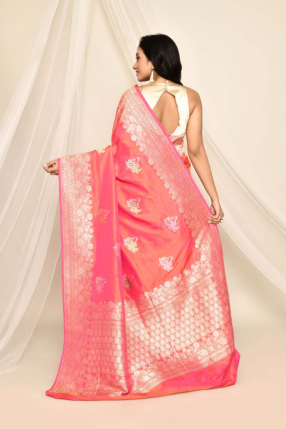 'Gulrani' Orange - Pink Pure Katan Silk Banarasi Handloom Saree with Kadhua Meenakari Boota 'Gulrani' Orange - Pink Pure Katan Silk Banarasi Handloom Saree with Kadhua Meenakari Boota