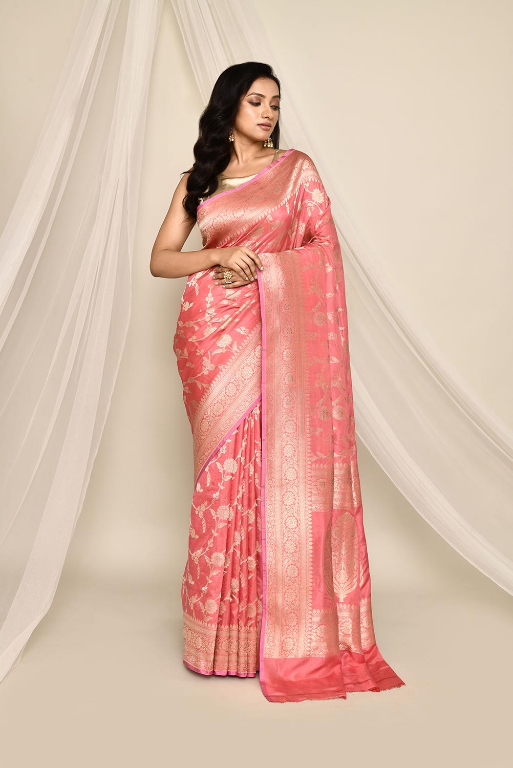 'Nazakat' Pink Pure Katan Silk Banarasi Handloom Saree 'Nazakat' Pink Pure Katan Silk Banarasi Handloom Saree