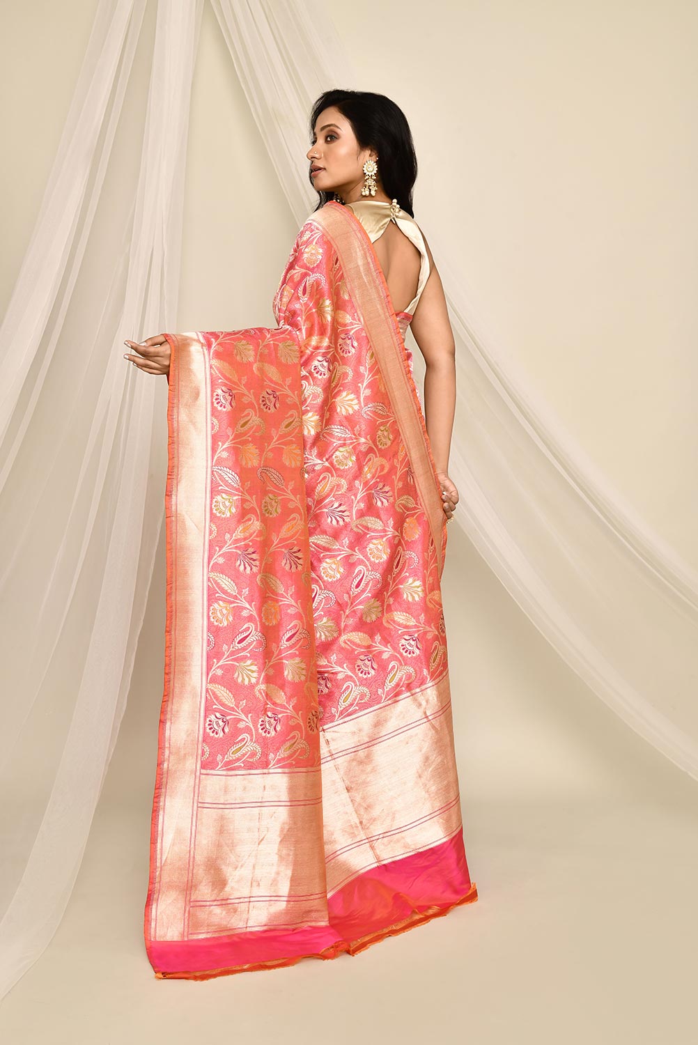 'Nirja' Orange - Pink Pure Katan Silk Tanchoi Meenakari Jaal Banarasi Handloom Saree 'Nirja' Orange - Pink Pure Katan Silk Tanchoi Meenakari Jaal Banarasi Handloom Saree