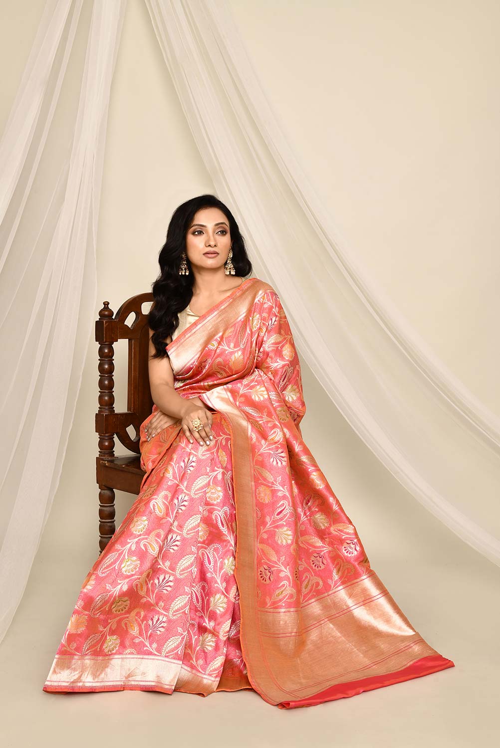'Nirja' Orange - Pink Pure Katan Silk Tanchoi Meenakari Jaal Banarasi Handloom Saree 'Nirja' Orange - Pink Pure Katan Silk Tanchoi Meenakari Jaal Banarasi Handloom Saree