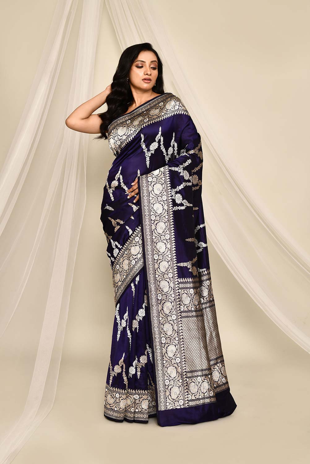 'Noor' Deep Navy Purple Blue Pure Katan Silk Banarasi Handloom Saree 'Noor' Deep Navy Purple Blue Pure Katan Silk Banarasi Handloom Saree