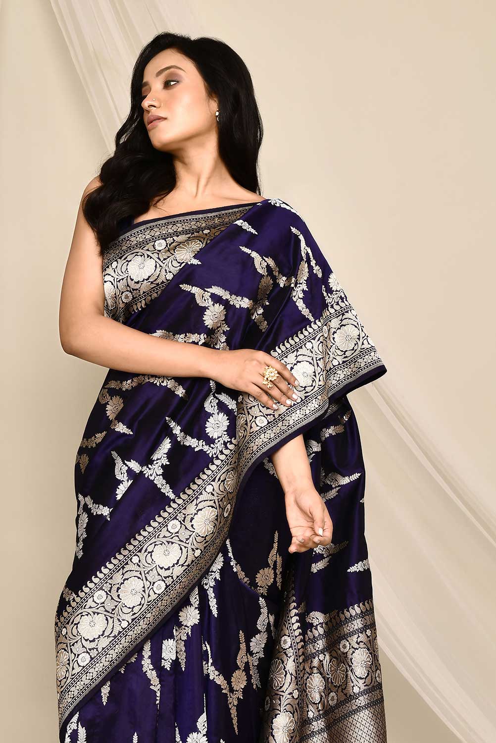 'Noor' Deep Navy Purple Blue Pure Katan Silk Banarasi Handloom Saree 'Noor' Deep Navy Purple Blue Pure Katan Silk Banarasi Handloom Saree