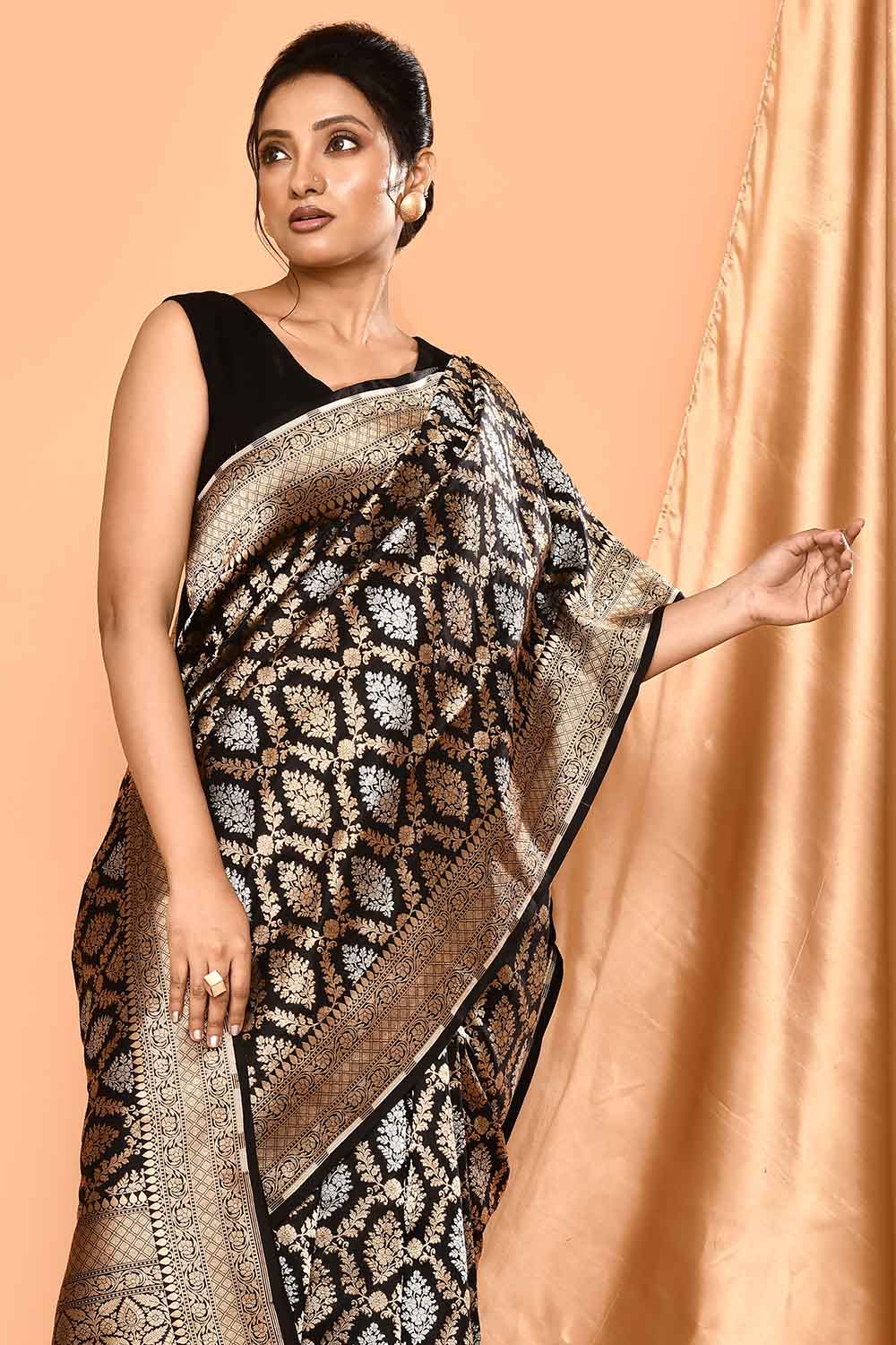 'Alankrita' Pure Katan Silk Banarasi Handloom Saree 'Alankrita' Pure Katan Silk Banarasi Handloom Saree