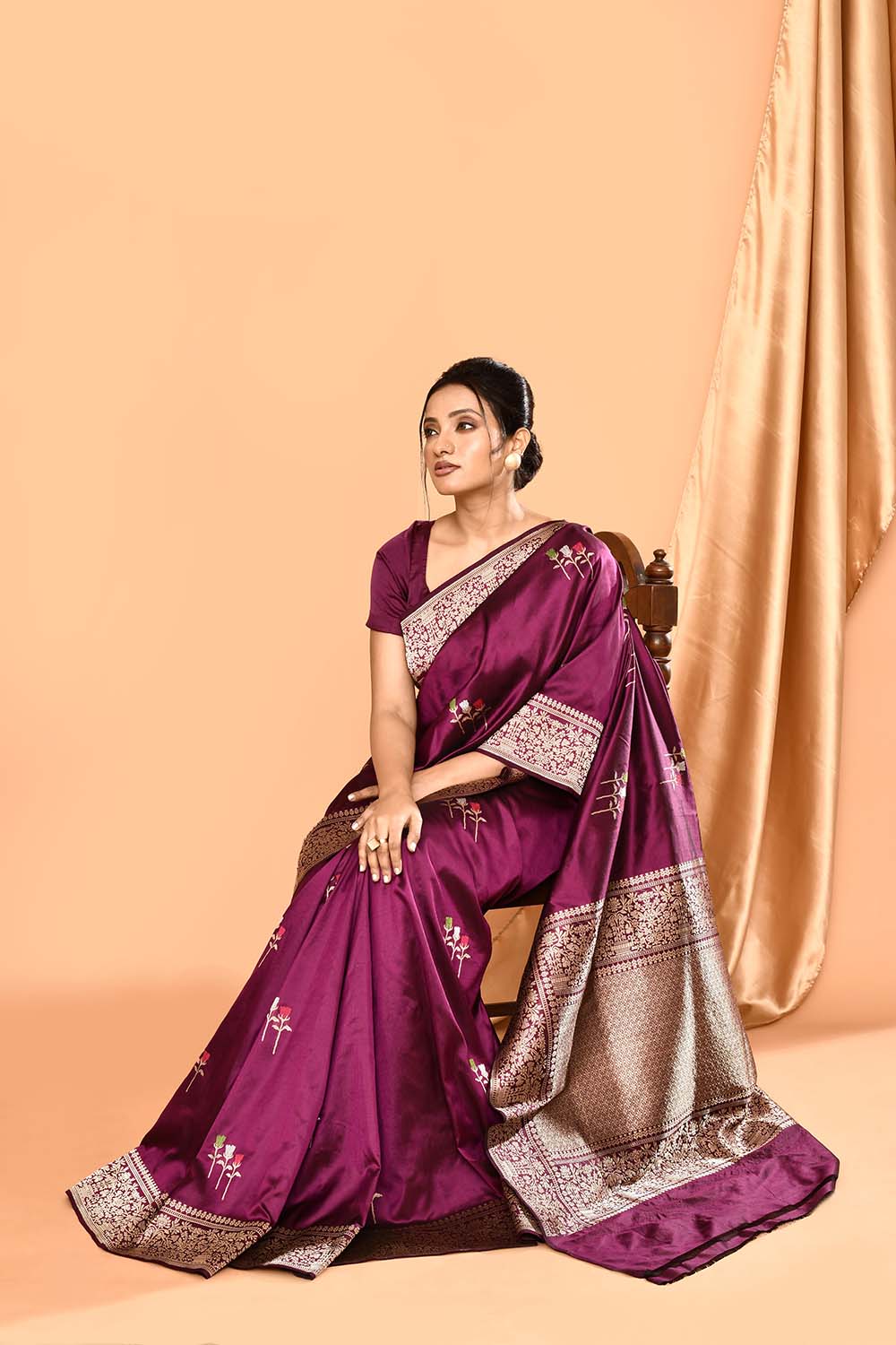 'Umrao' Deep Plum Pure Katan Silk Banarasi Handloom Saree with Meenakari Kadhua Boota 'Umrao' Deep Plum Pure Katan Silk Banarasi Handloom Saree with Meenakari Kadhua Boota
