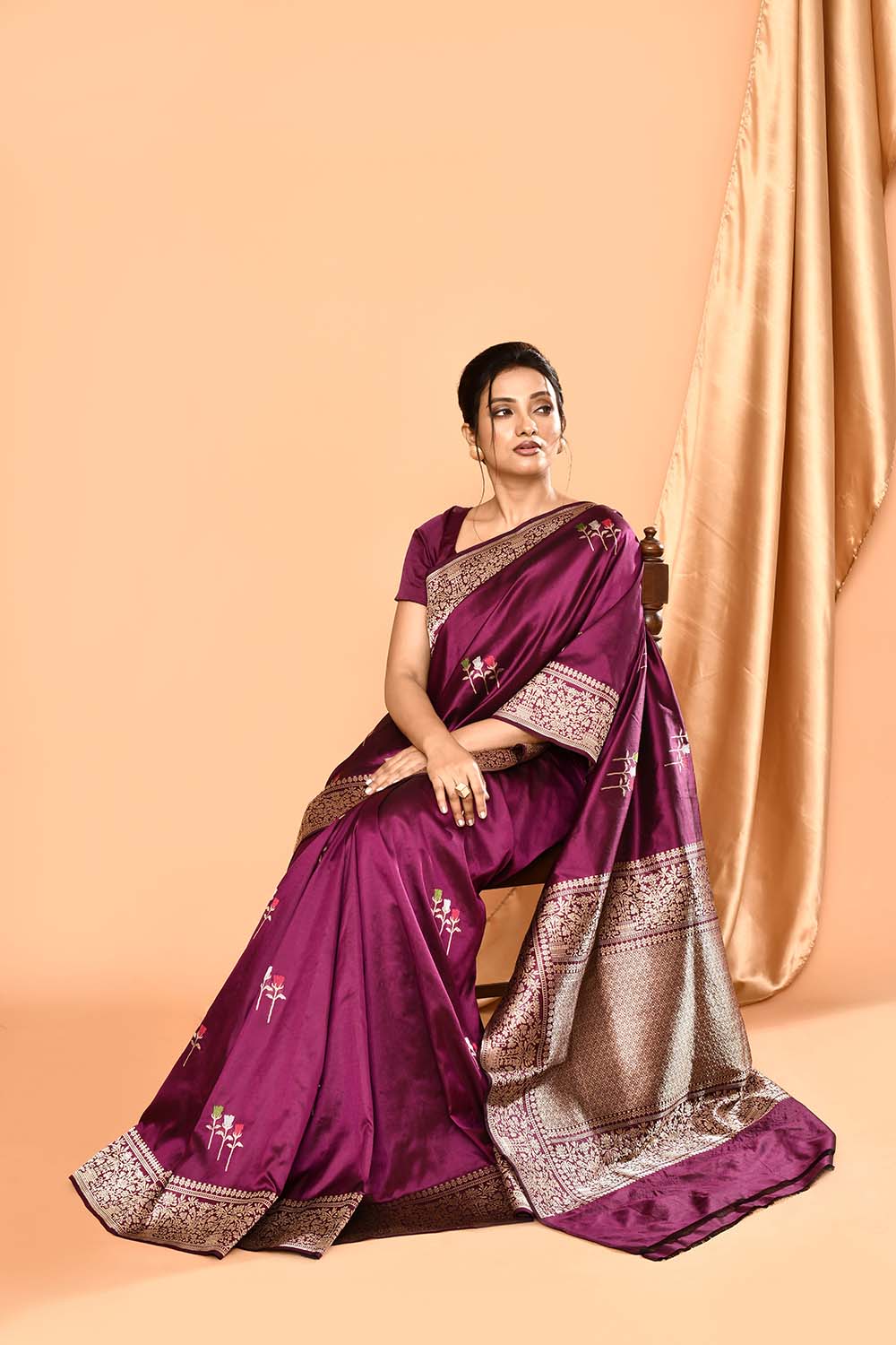 'Umrao' Deep Plum Pure Katan Silk Banarasi Handloom Saree with Meenakari Kadhua Boota 'Umrao' Deep Plum Pure Katan Silk Banarasi Handloom Saree with Meenakari Kadhua Boota