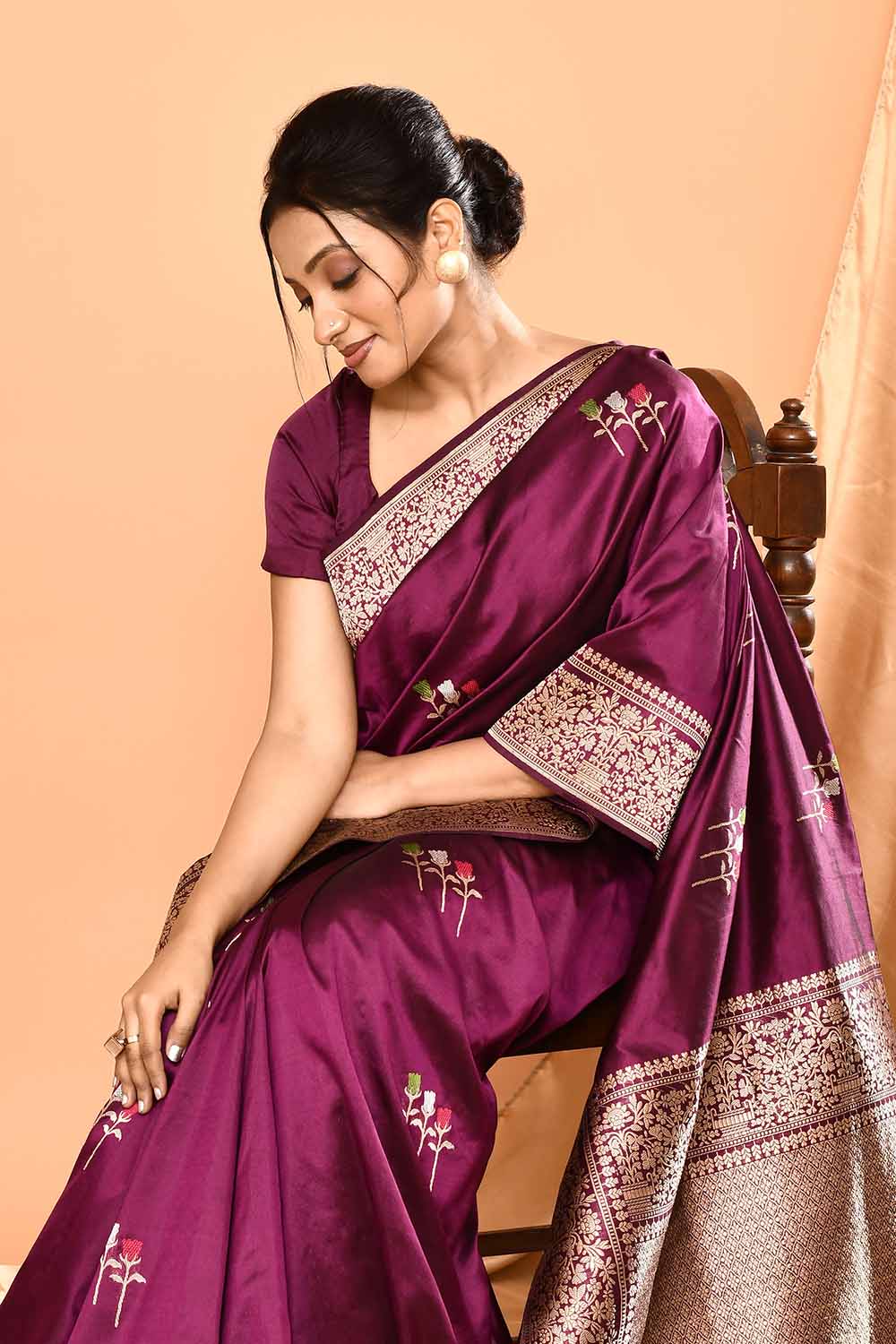 'Umrao' Deep Plum Pure Katan Silk Banarasi Handloom Saree with Meenakari Kadhua Boota 'Umrao' Deep Plum Pure Katan Silk Banarasi Handloom Saree with Meenakari Kadhua Boota