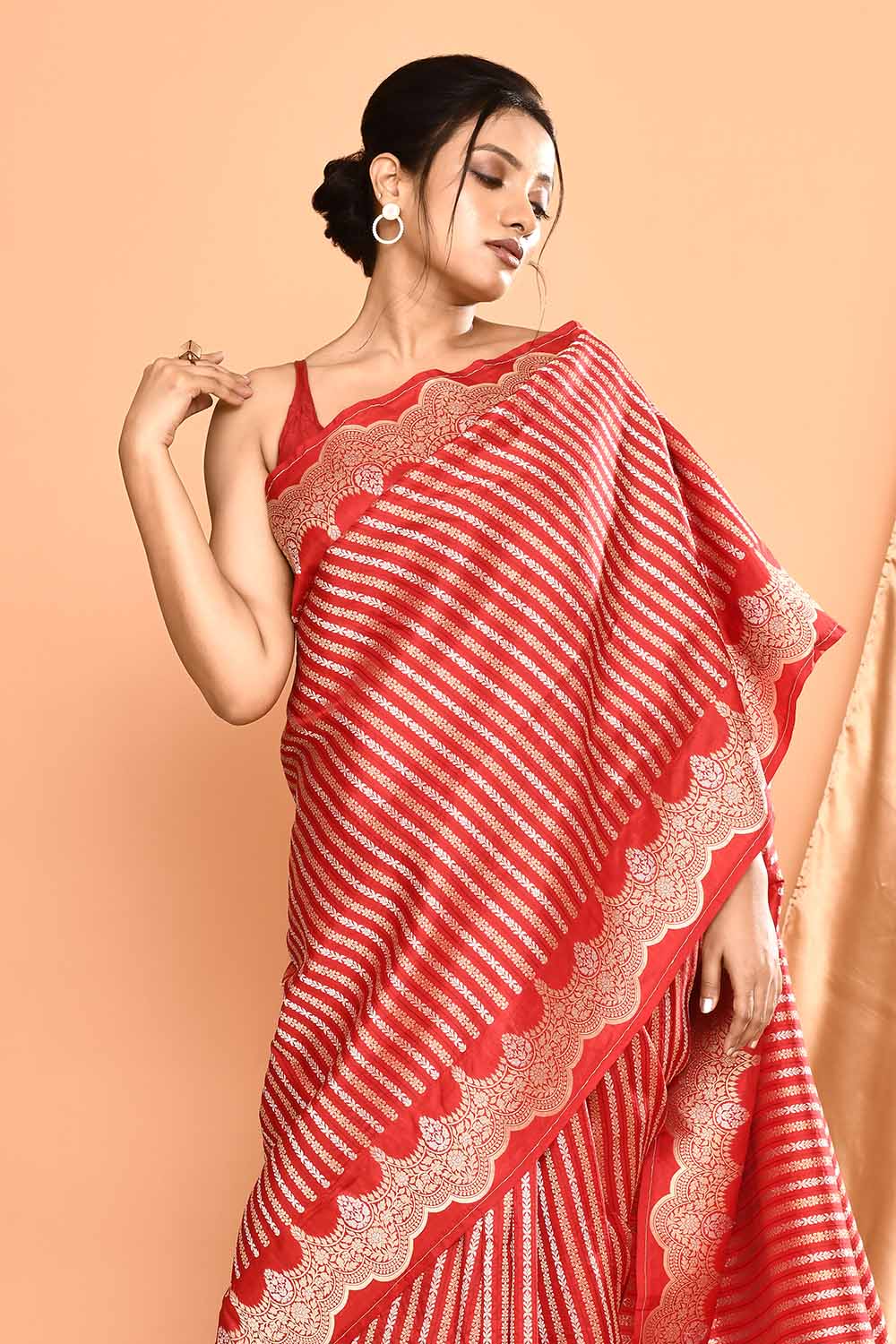 'Modern Brides' Red Pure Katan Silk Banarasi Handloom Saree with Ropa Sona Stripes and Scalloped Meenakari Border 'Modern Brides' Red Pure Katan Silk Banarasi Handloom Saree with Ropa Sona Stripes and Scalloped Meenakari Border