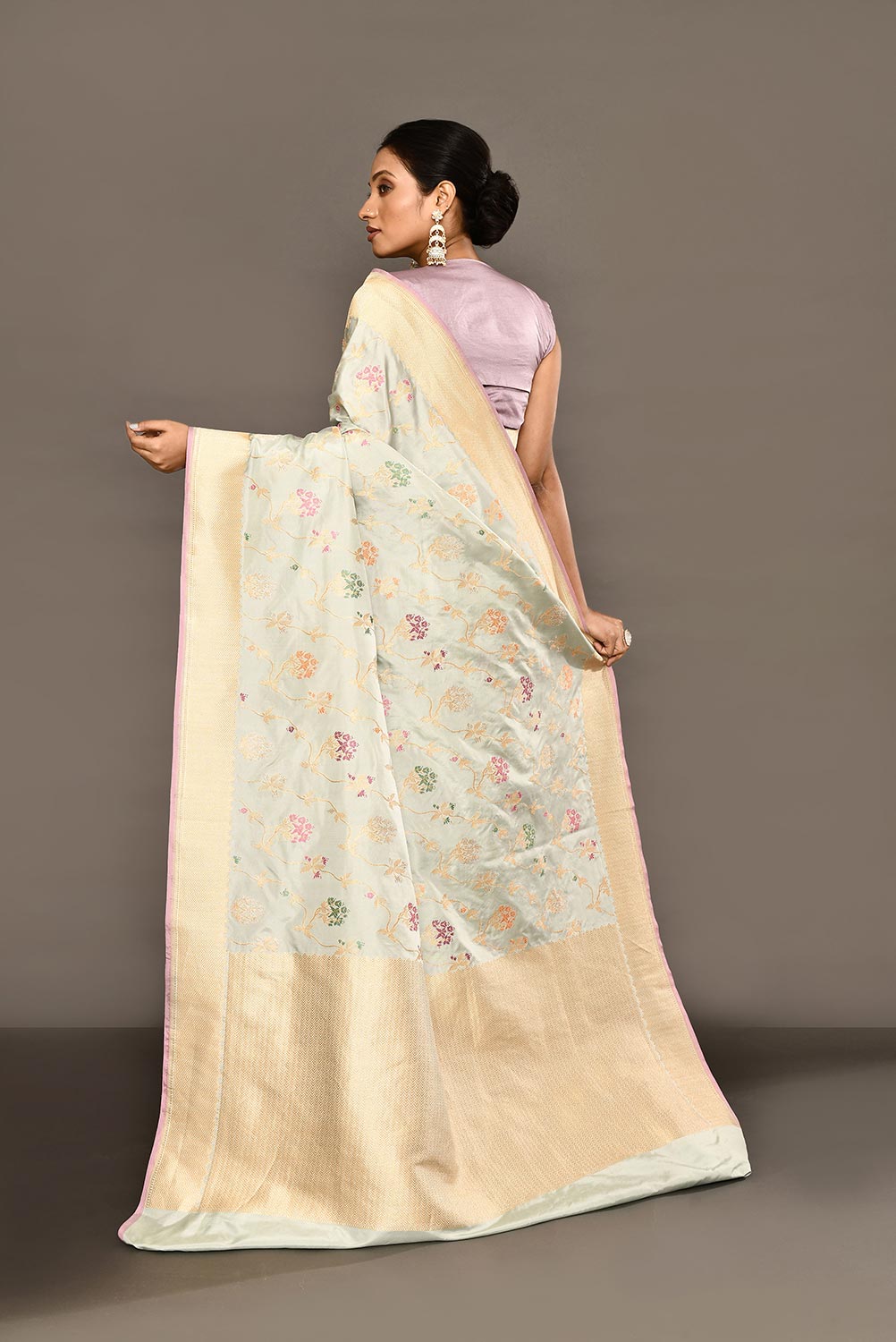'Afsana' Subtle Tranquil Blue Pure Katan Silk Banarasi Handloom Saree 'Afsana' Subtle Tranquil Blue Pure Katan Silk Banarasi Handloom Saree