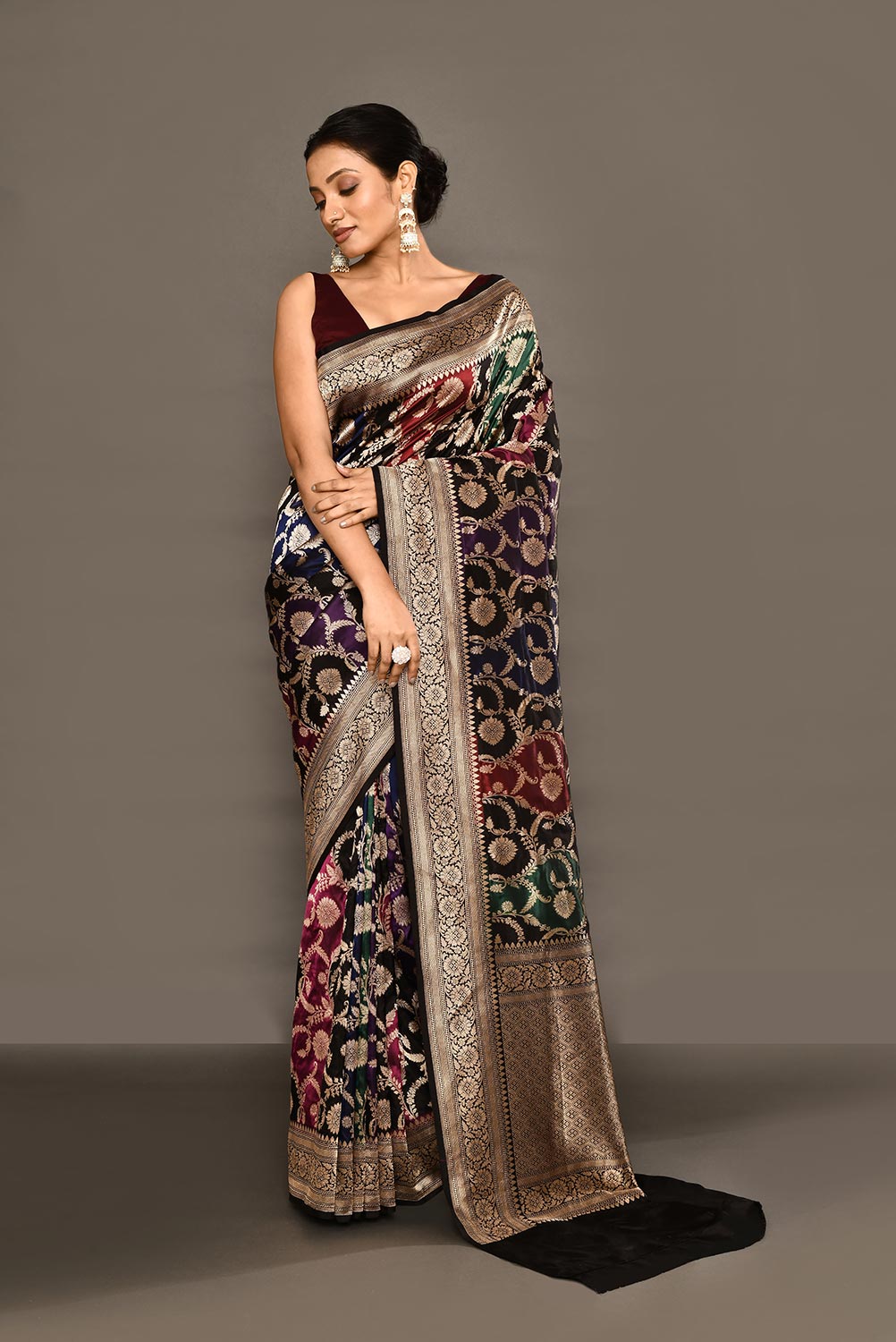 'Rangkat' Black Pure Katan Silk Banarasi Handloom Saare 'Rangkat' Black Pure Katan Silk Banarasi Handloom Saare
