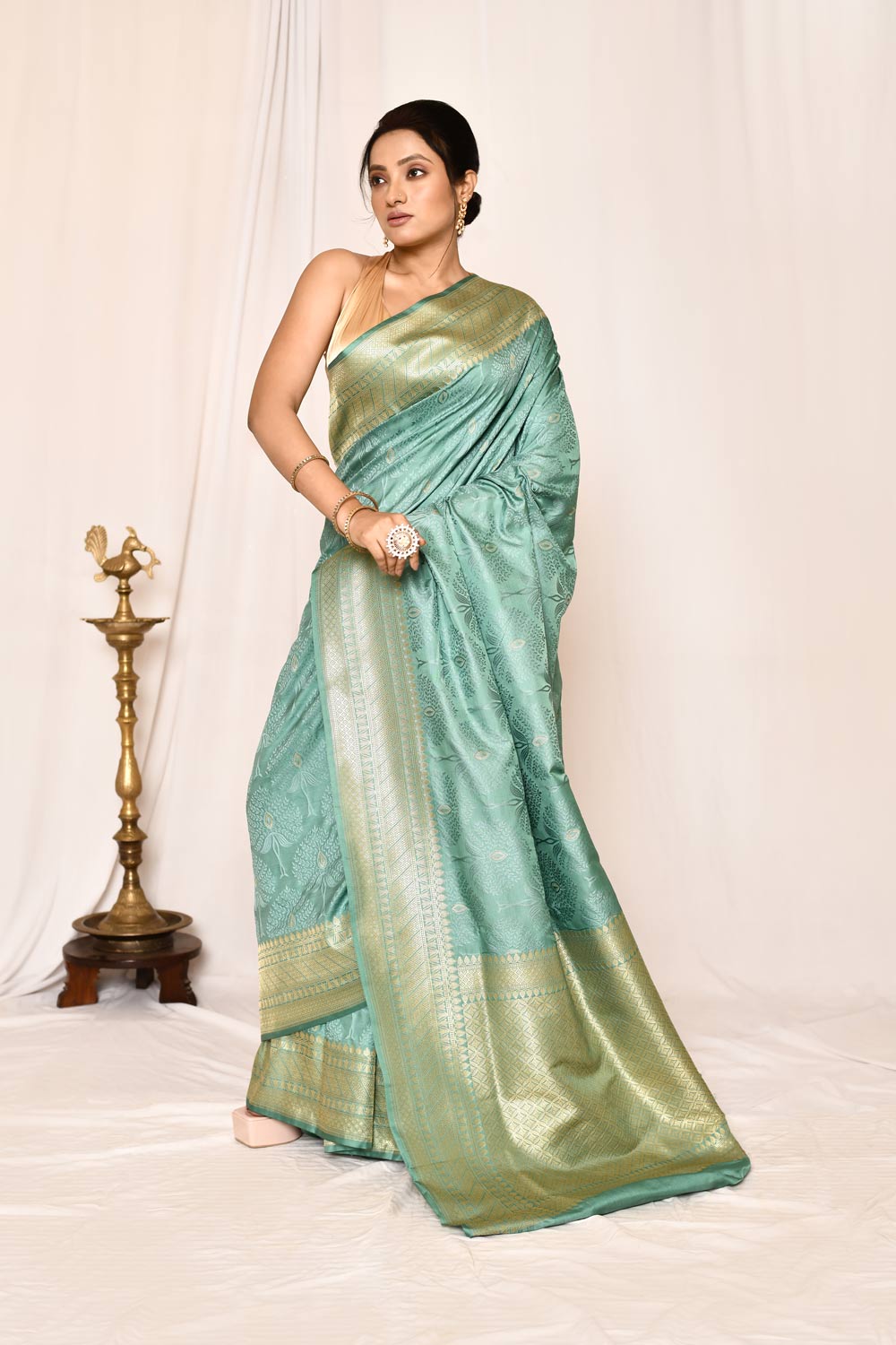 Dusty Green Semi Katan Mushru Satin Banarasi Handloom Saree Dusty Green Semi Katan Mushru Satin Banarasi Handloom Saree