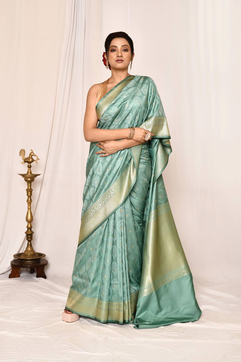 Dusty Green Semi Katan Mushru Satin Banarasi Handloom Saree Dusty Green Semi Katan Mushru Satin Banarasi Handloom Saree