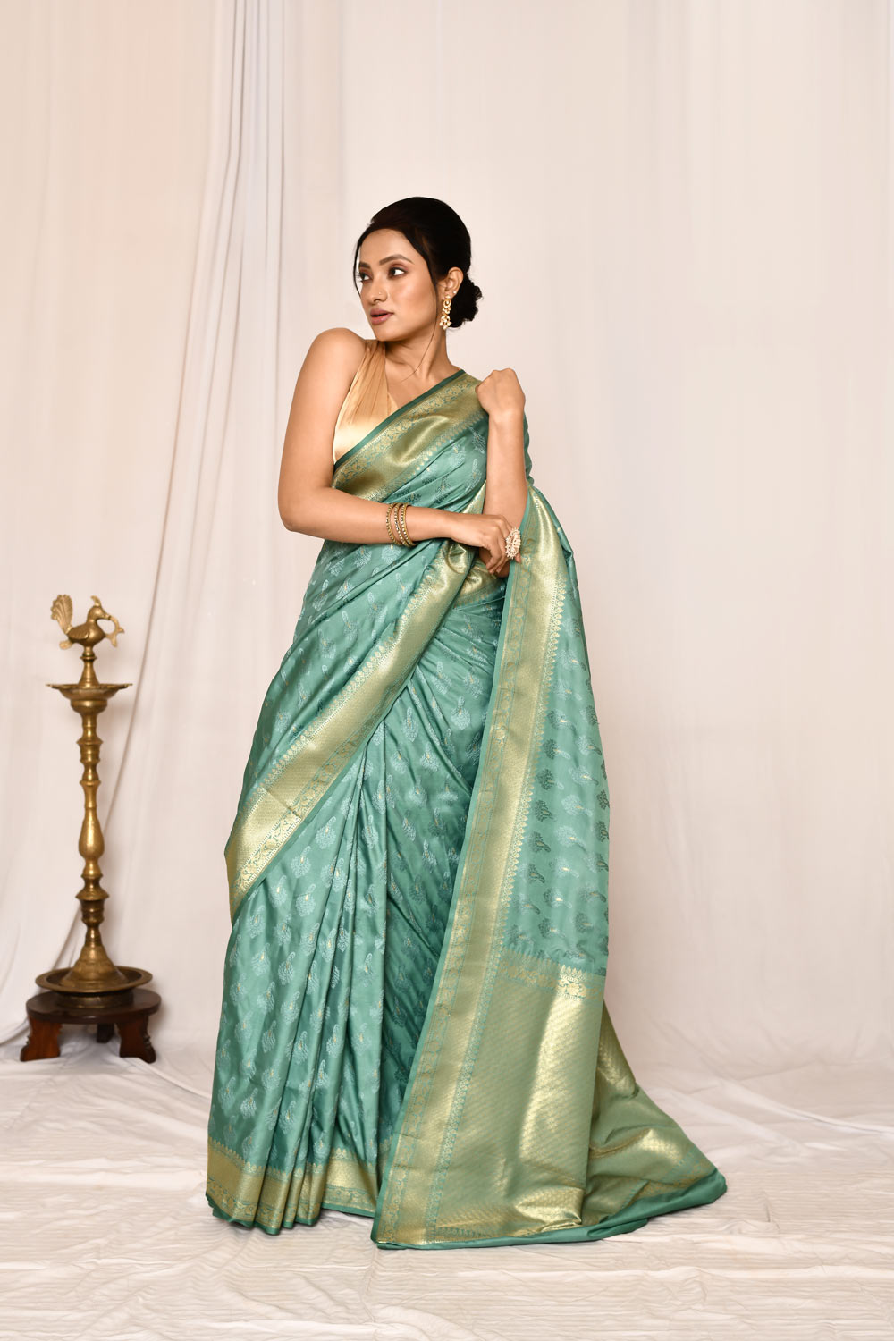 Dusty Green Semi Katan Mushru Satin Banarasi Handloom Saree Dusty Green Semi Katan Mushru Satin Banarasi Handloom Saree