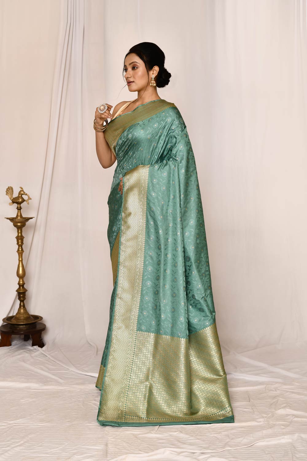 Dusty Green Semi Katan Mushru Satin Banarasi Handloom Saree Dusty Green Semi Katan Mushru Satin Banarasi Handloom Saree