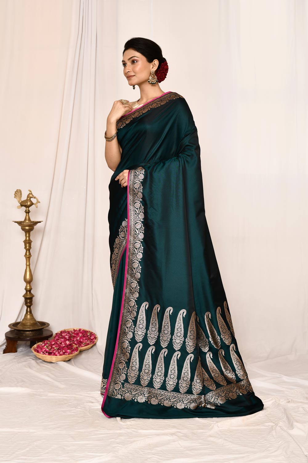 Teal Green Semi Katan Mushru Satin Banarasi Handloom Saree Teal Green Semi Katan Mushru Satin Banarasi Handloom Saree
