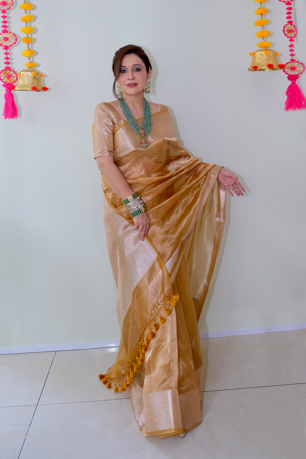 ‘Tejaswini’ Pure Diamond Iktara Tissue Banarasi Handloom Saree ‘Tejaswini’ Pure Diamond Iktara Tissue Banarasi Handloom Saree