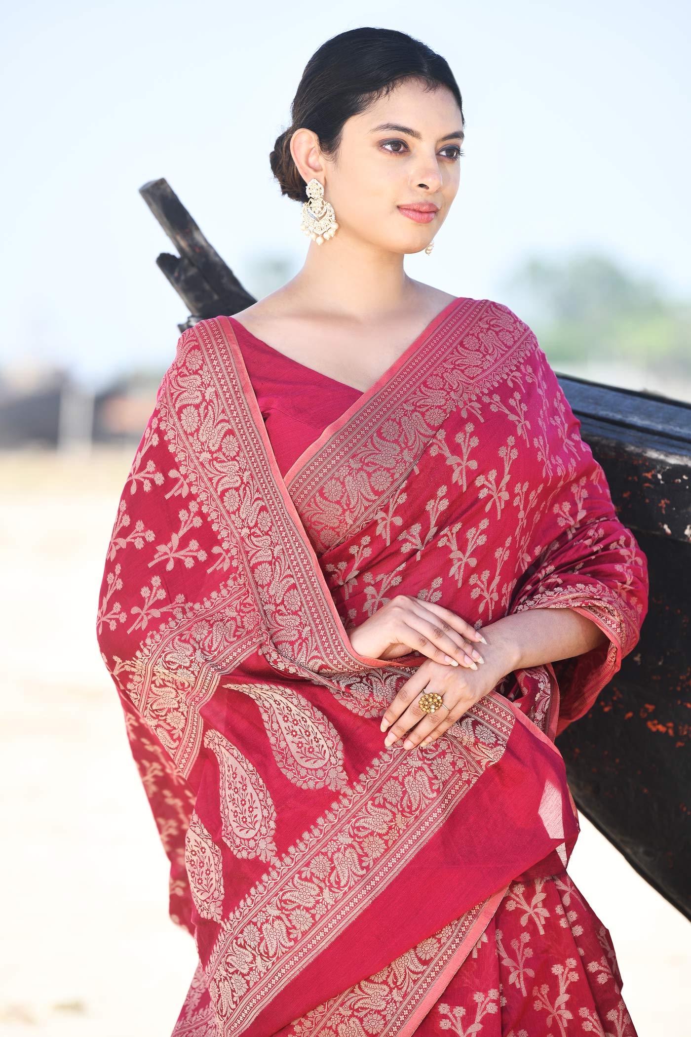 'Zaroka' Raspberry Pink Pure Resham Cotton Banarasi Handloom Saree 'Zaroka' Raspberry Pink Pure Resham Cotton Banarasi Handloom Saree