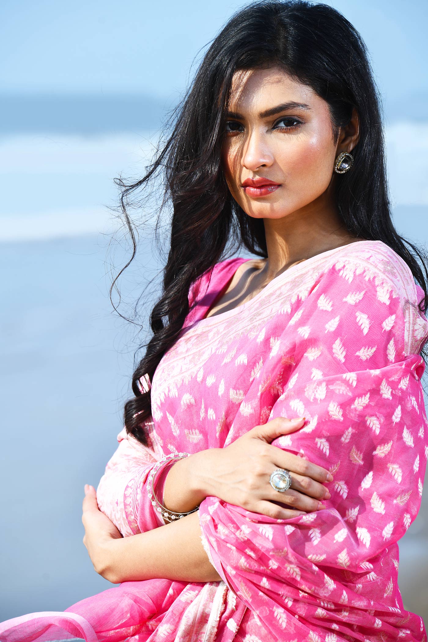 'Zehn-e-Gul' Pastel Pink Pure Resham Cotton Silk Banarasi Handloom Saree 'Zehn-e-Gul' Pastel Pink Pure Resham Cotton Silk Banarasi Handloom Saree